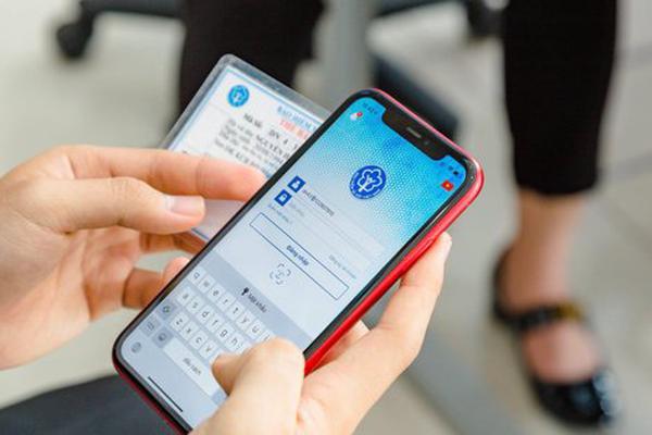 Khám chữa bệnh BHYT năm 2026: Thủ tục mới nhất người dân cần biết - Ảnh 2.