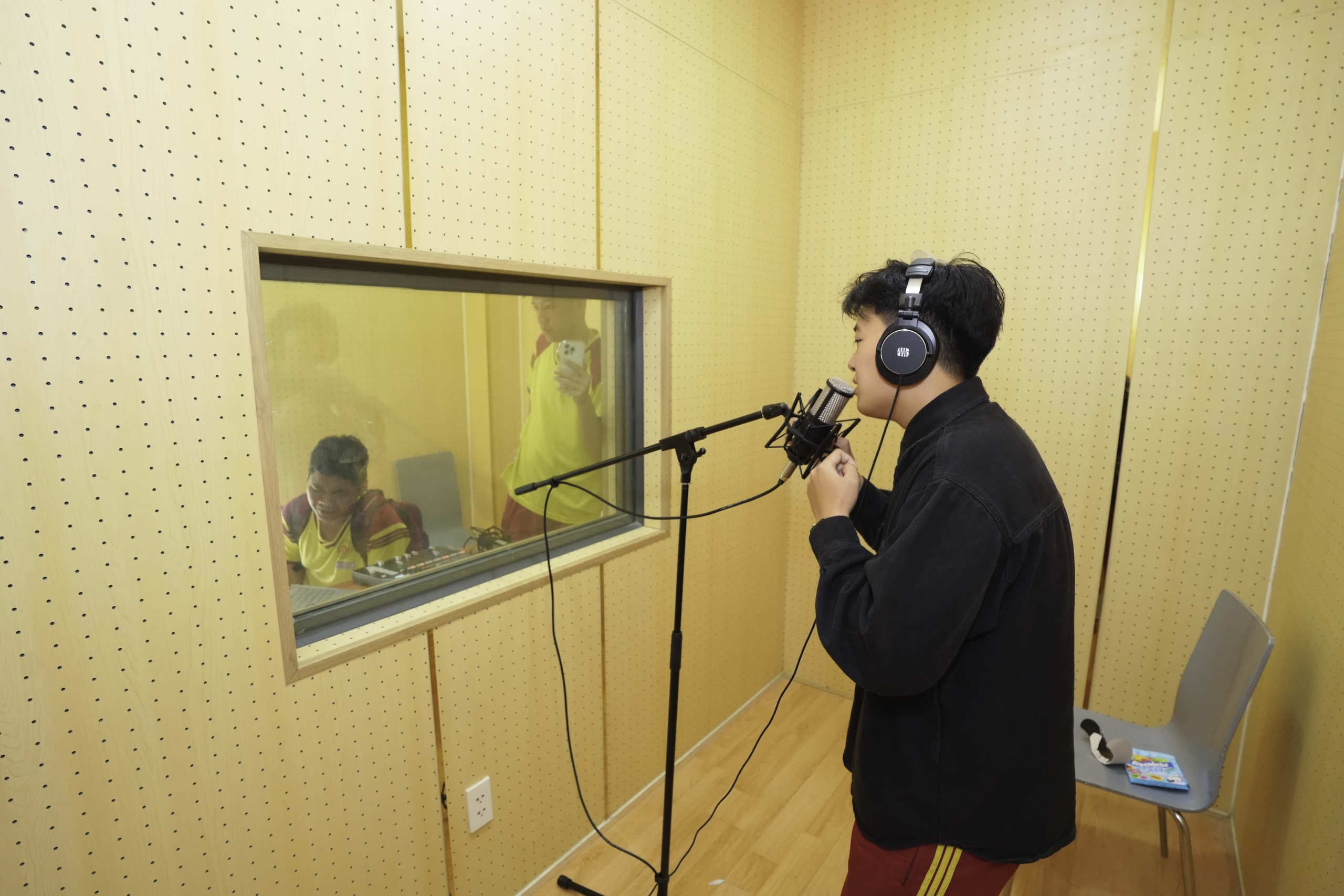 Học sinh "chạm" nghề, sinh viên "chạm" việc tại Tech Fest & Job Fair 2026 - Ảnh 6.