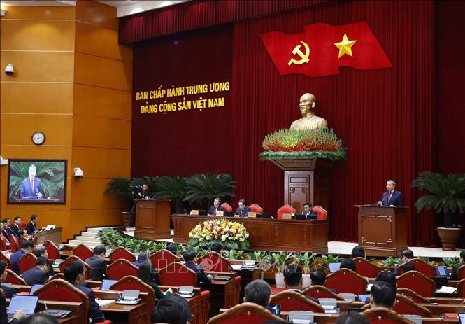 Hình ảnh khai mạc Hội nghị Trung ương 2 - Ảnh 1.