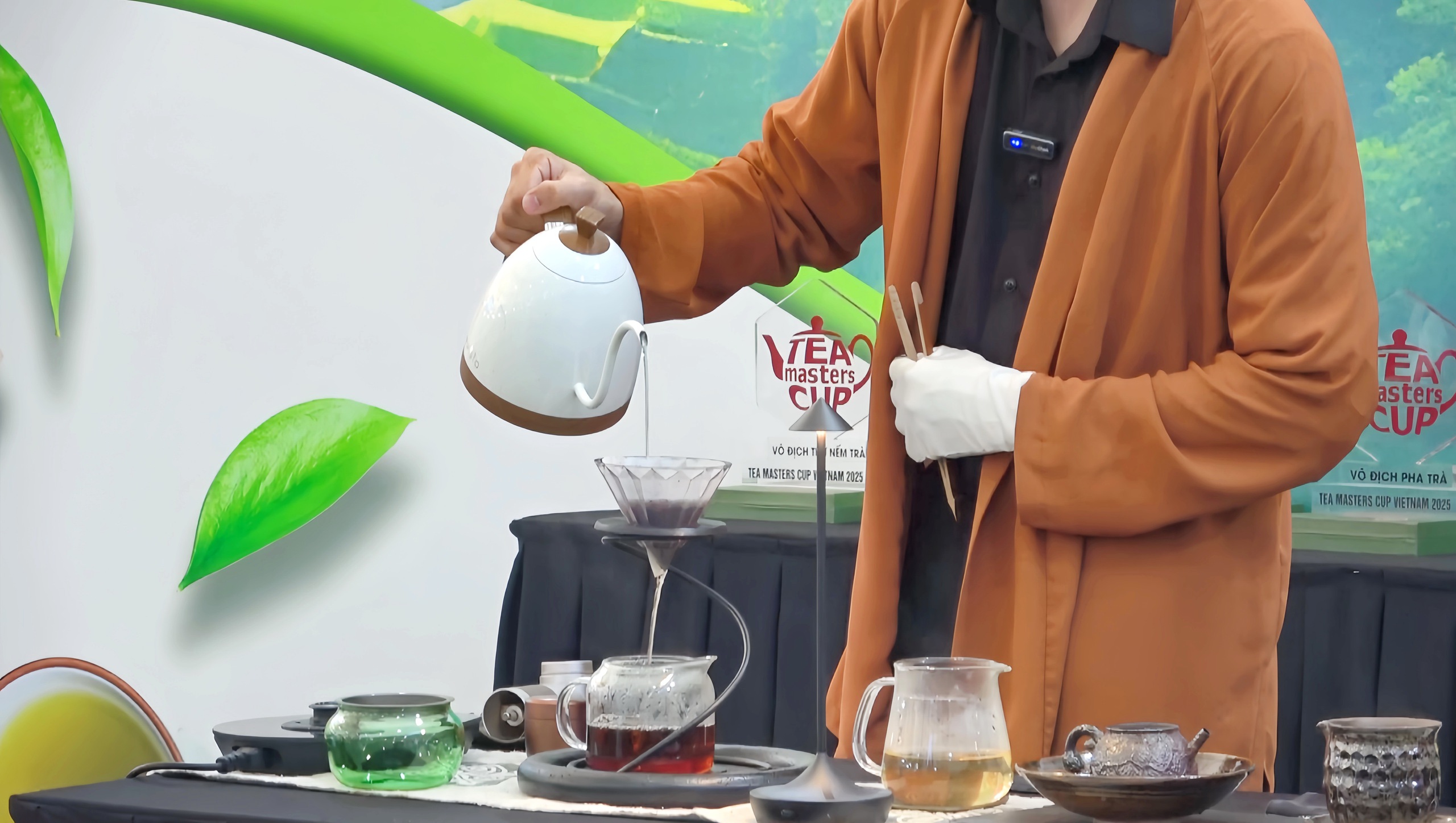 Chiếc cối xay c&agrave; ph&ecirc; v&agrave; ch&eacute;n tr&agrave; "động" của anh ch&agrave;ng 9X điển trai - Ảnh 4.