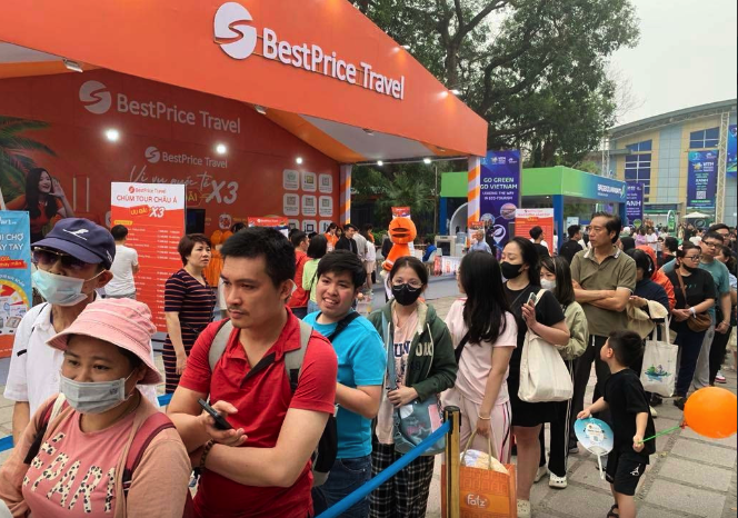 Hội chợ Du lịch Quốc tế Việt Nam thu hút 80.000 lượt khách tham quan, giao dịch - Ảnh 2.