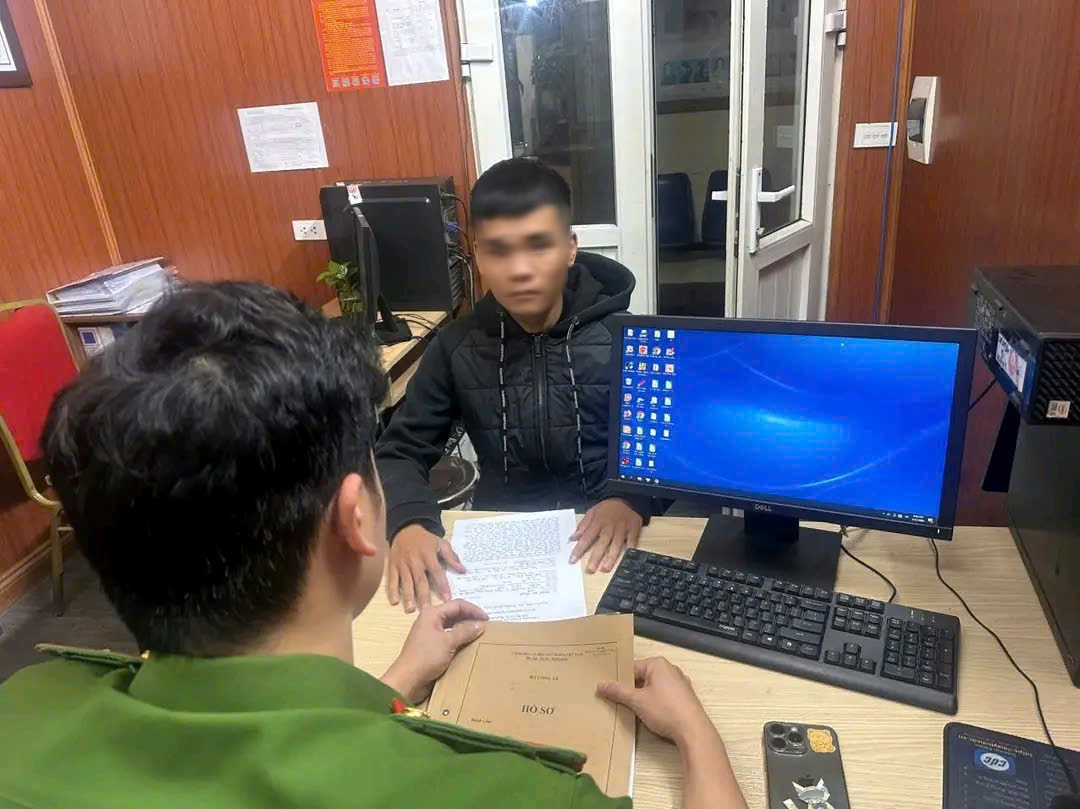 - Ảnh 1. - Ảnh 1.