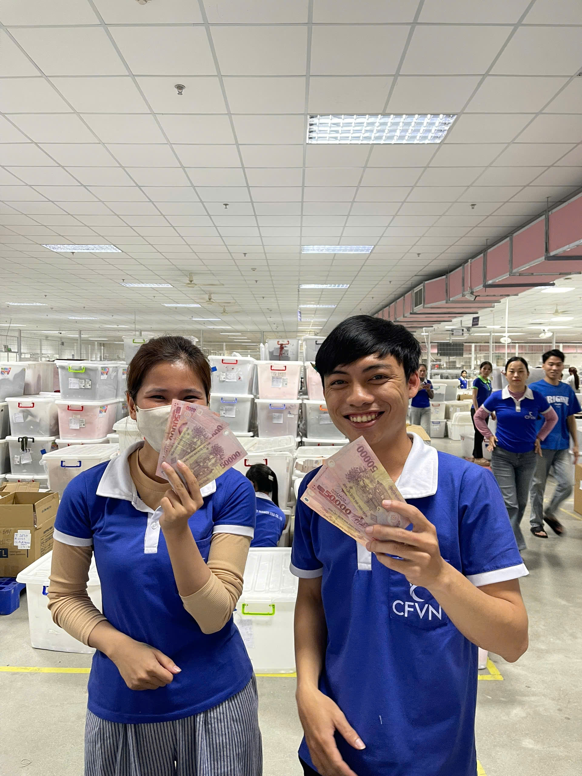 Doanh nghiệp ở Đà Nẵng hỗ trợ tiền xăng cho 1.000 công nhân giữa 