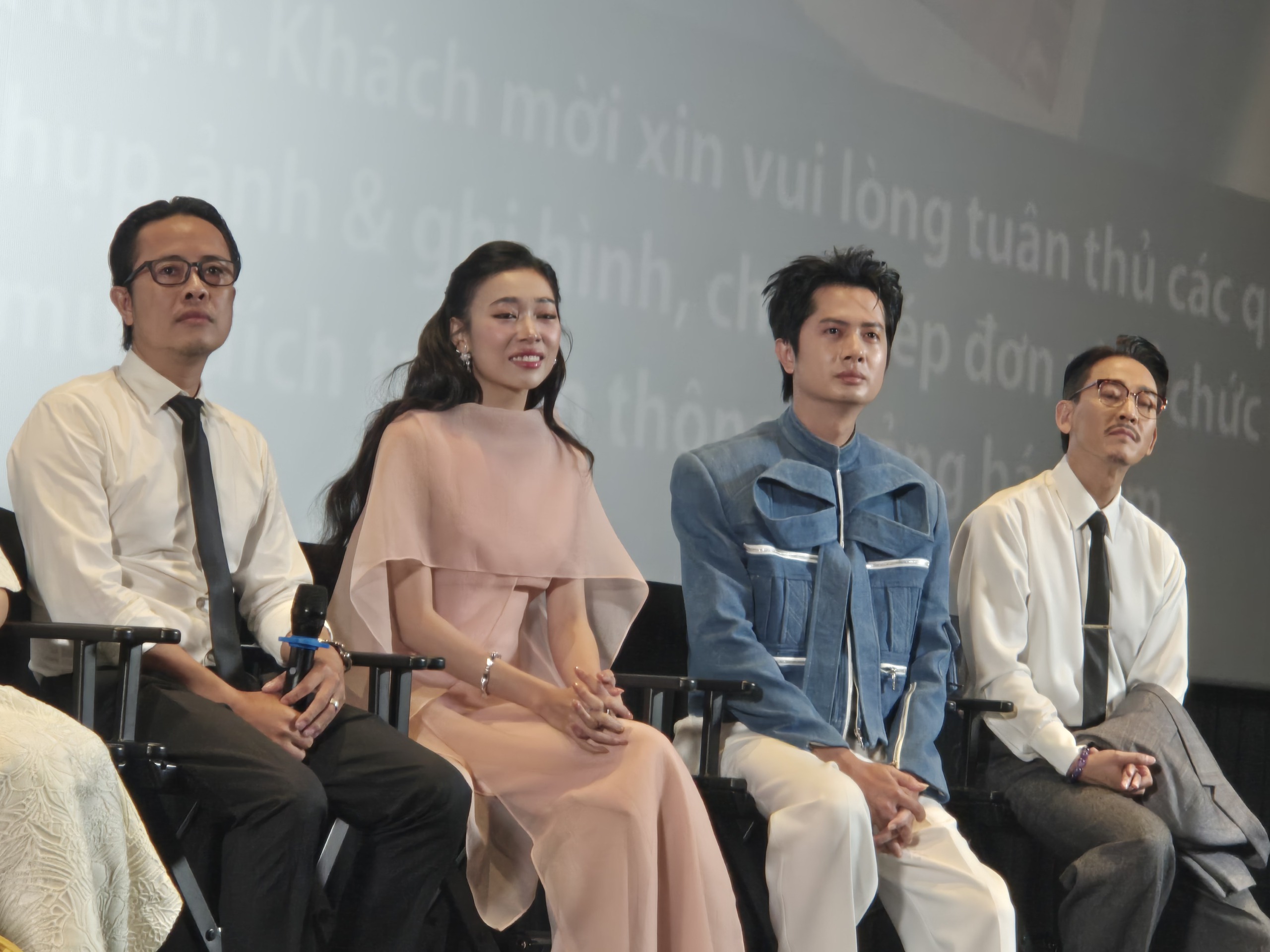 Nàng hậu Đoàn Thiên Ân bênh