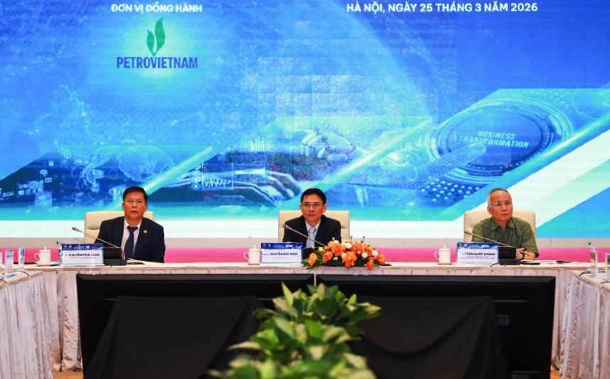 Việt Nam cần chuyển sang kinh tế số - AI - Ảnh 1.