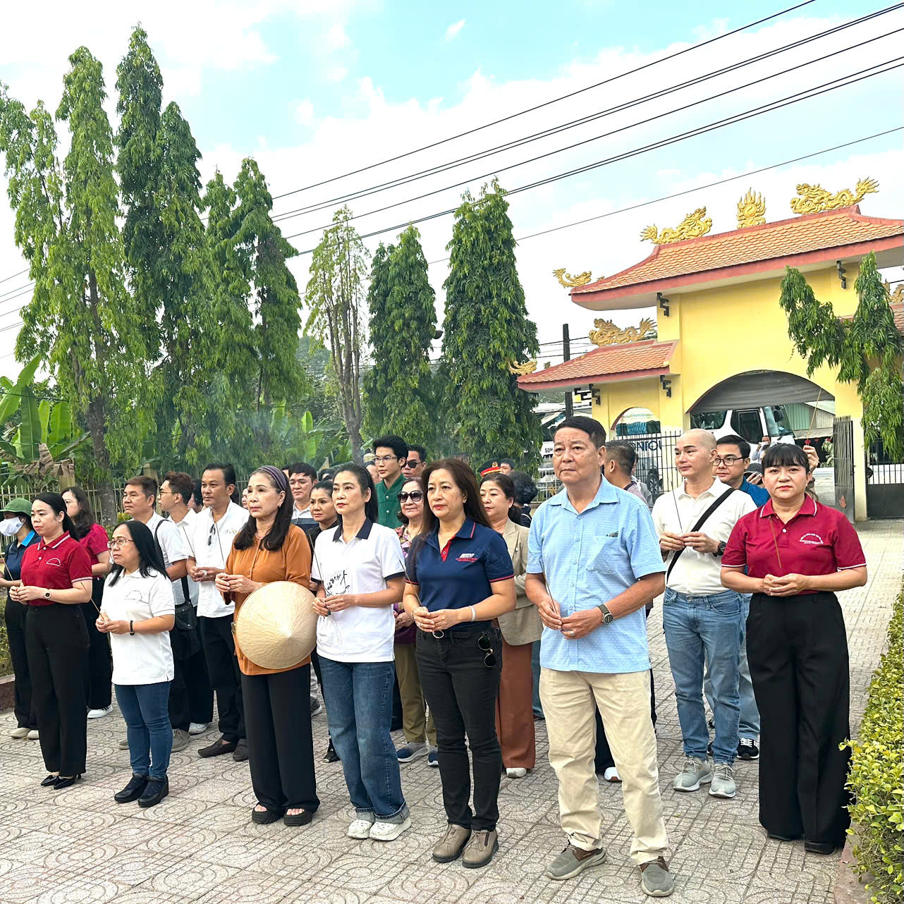 50 văn nghệ sĩ nổi tiếng về thăm Chiến khu Đ - Ảnh 1.