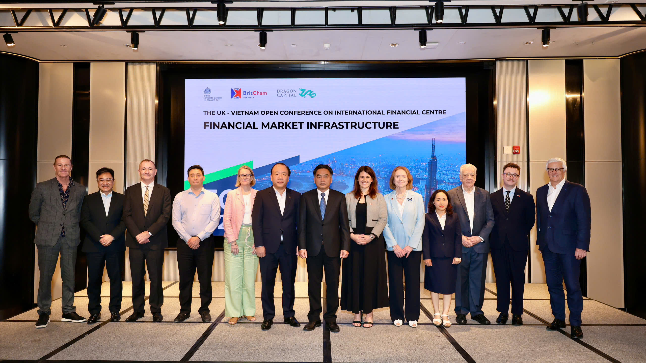 Cửa hút vốn quốc tế mở rộng - Ảnh 1. Cửa hút vốn quốc tế mở rộng - Ảnh 1.