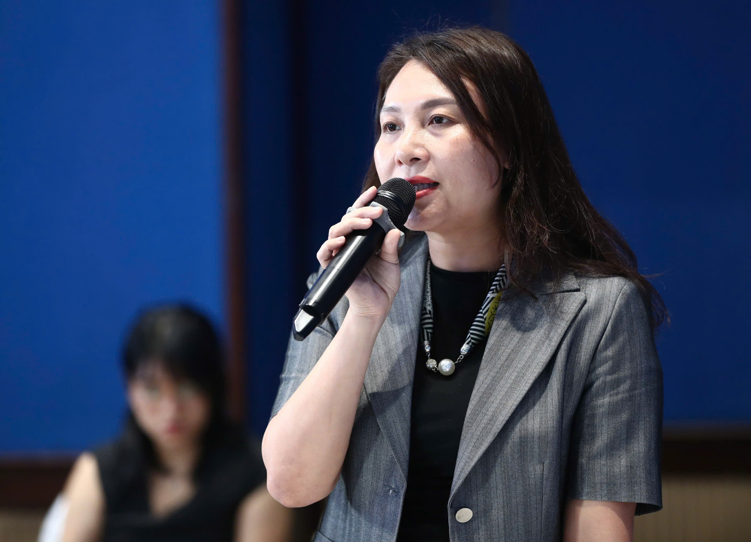 Thích ứng với mọi tình huống - Ảnh 1.