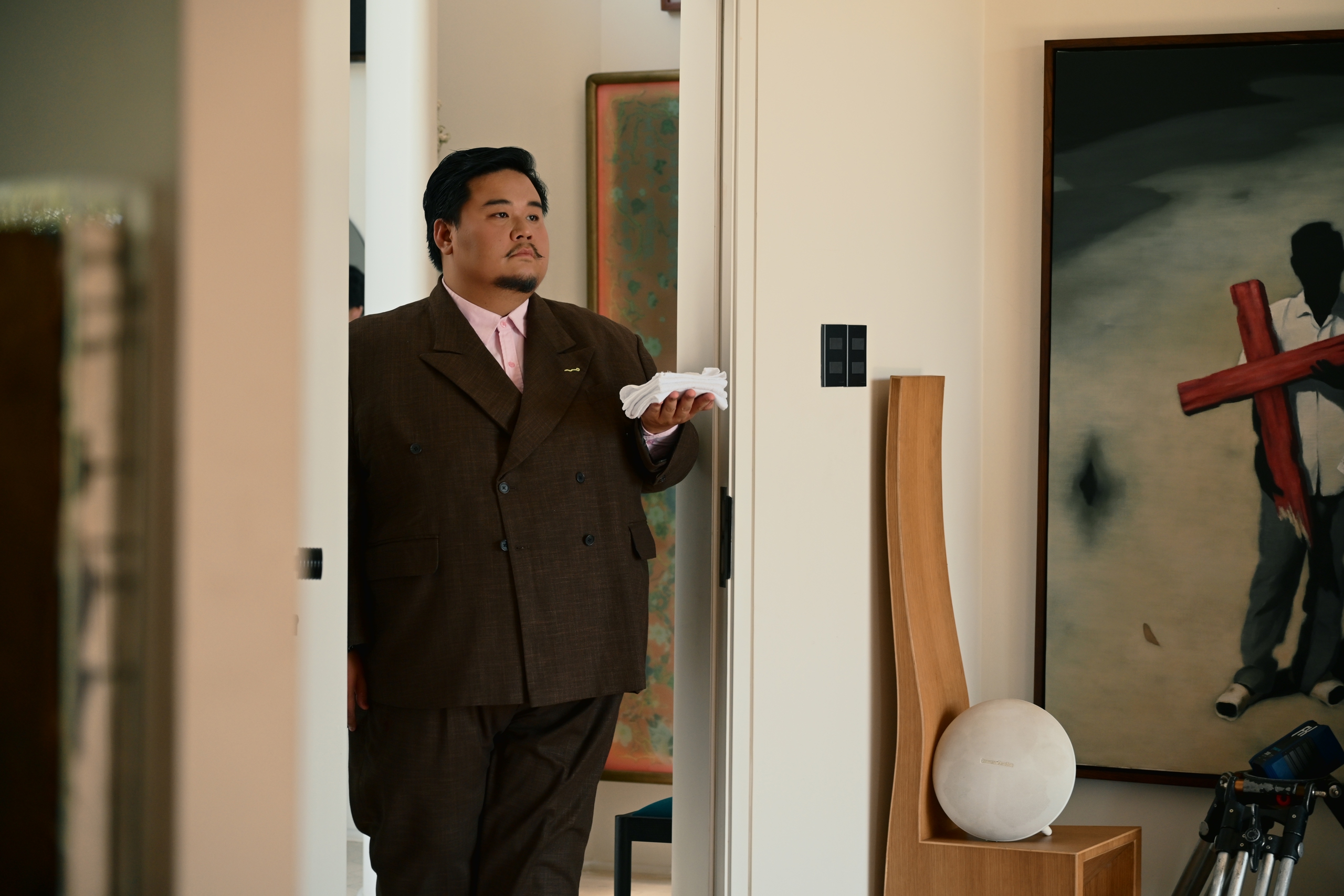 Táo - nghệ sĩ hiếm hoi mang mỹ học nghệ thuật thế giới vào nhạc Việt - Ảnh 1.