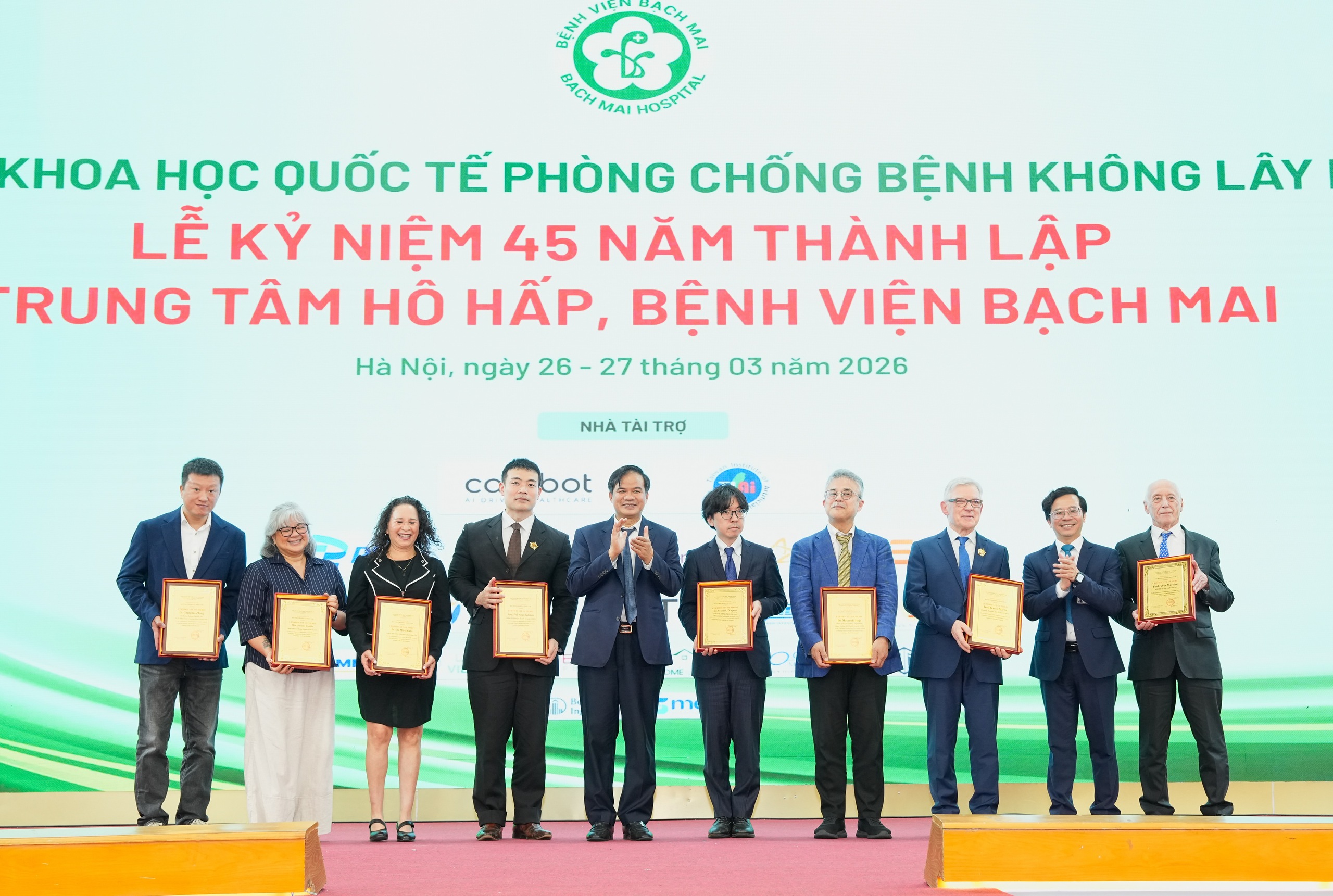 Hơn 70% ca tử vong do bệnh không lây nhiễm, nhiều ca đột quỵ lỡ “giờ vàng” - Ảnh 5.