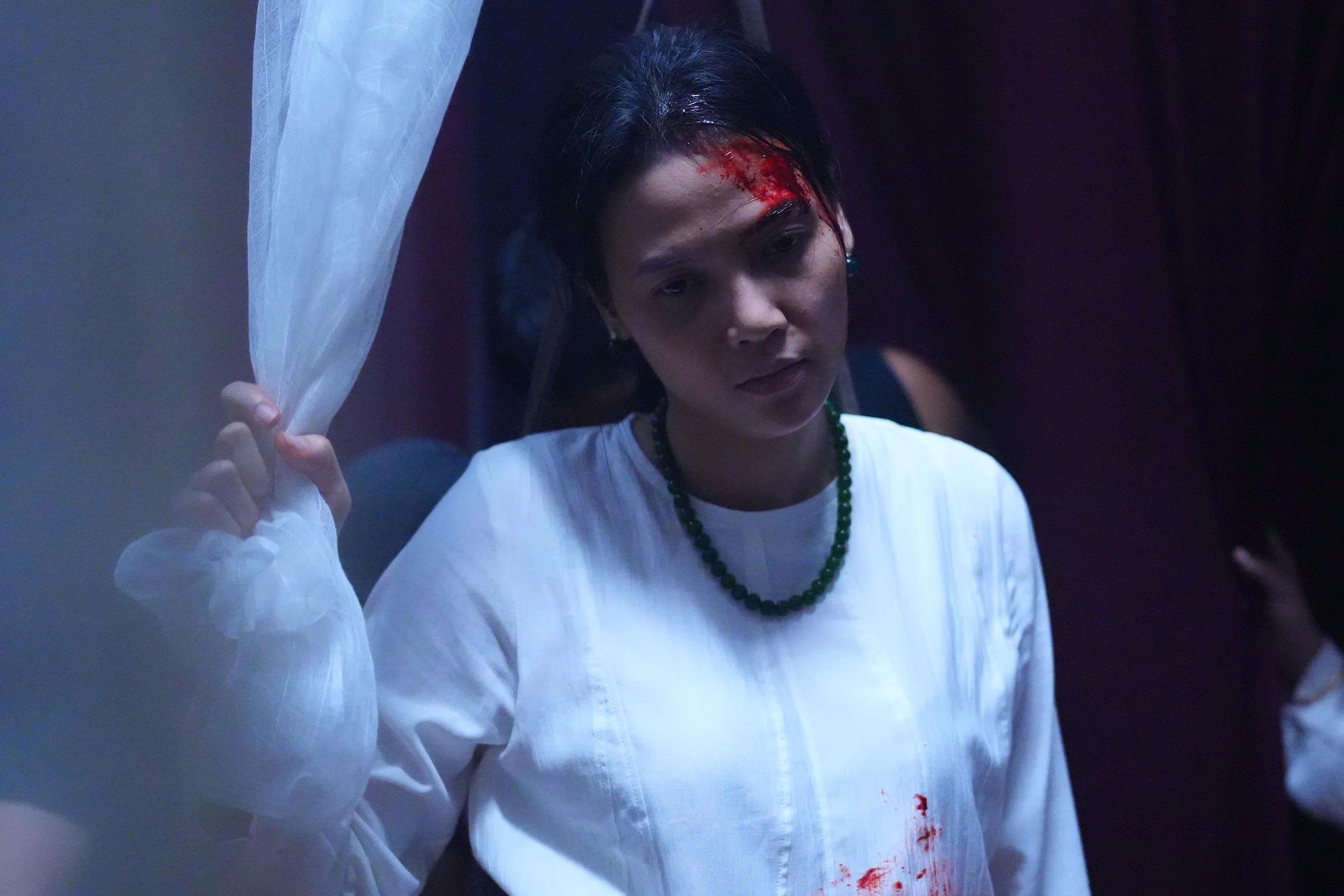 Diễn viên Lê Thúy: 