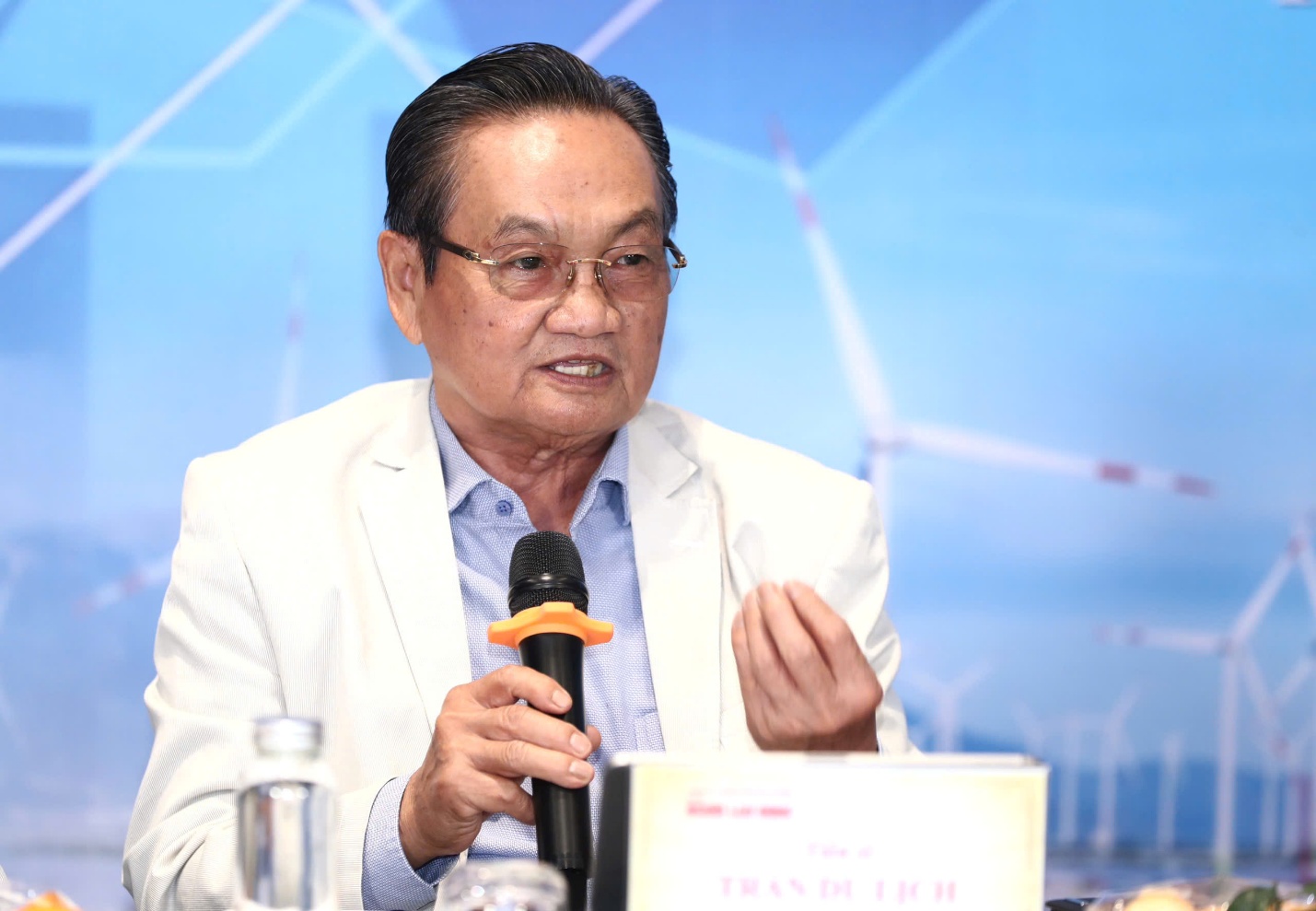 Strategic Resilience: Vietnam's Response to Global Volatility - Ảnh 2.