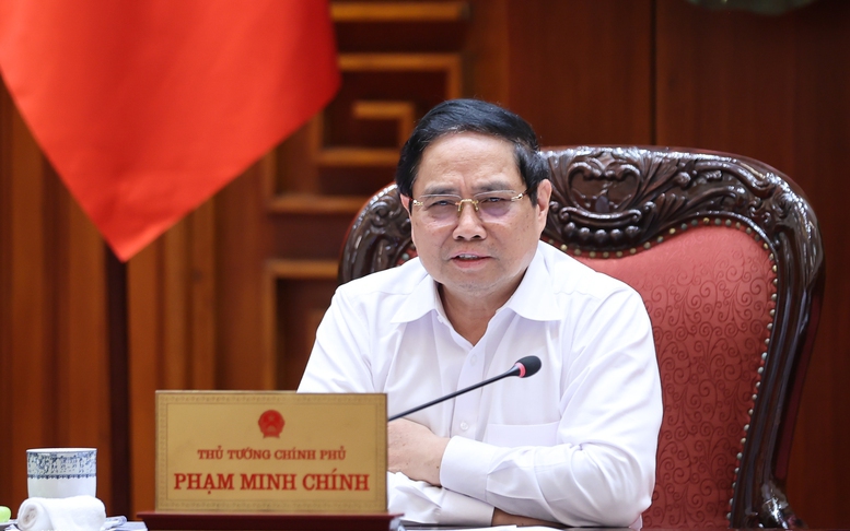 Thủ tướng khảo s&aacute;t địa điểm x&acirc;y dựng kho dầu chiến lược tại Nghi Sơn, Thanh H&oacute;a - Ảnh 2.