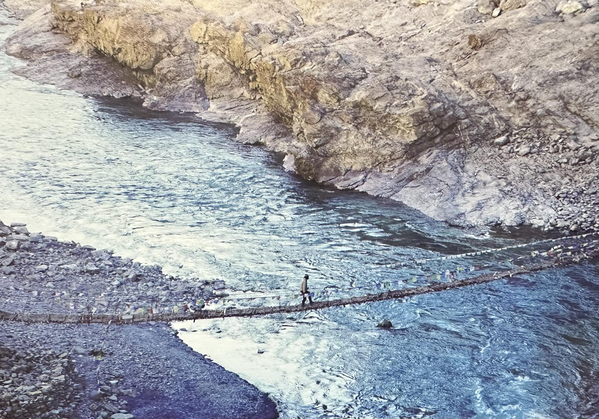 Nguyễn Mạnh Duy và sách ảnh về 12 năm ấn tượng với Himalaya - Ảnh 2.