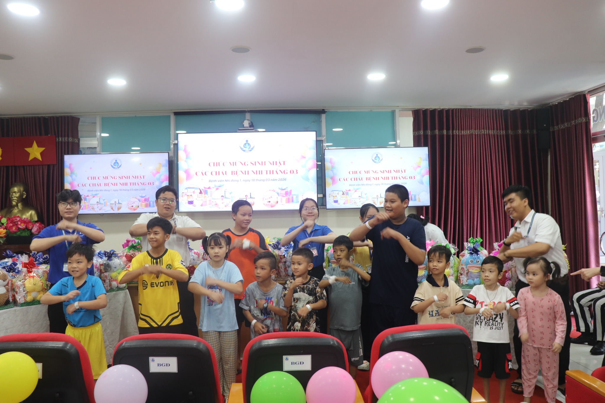 Hàng chục tỉ đồng được huy động mỗi năm hỗ trợ bệnh nhân khó khăn - Ảnh 2.