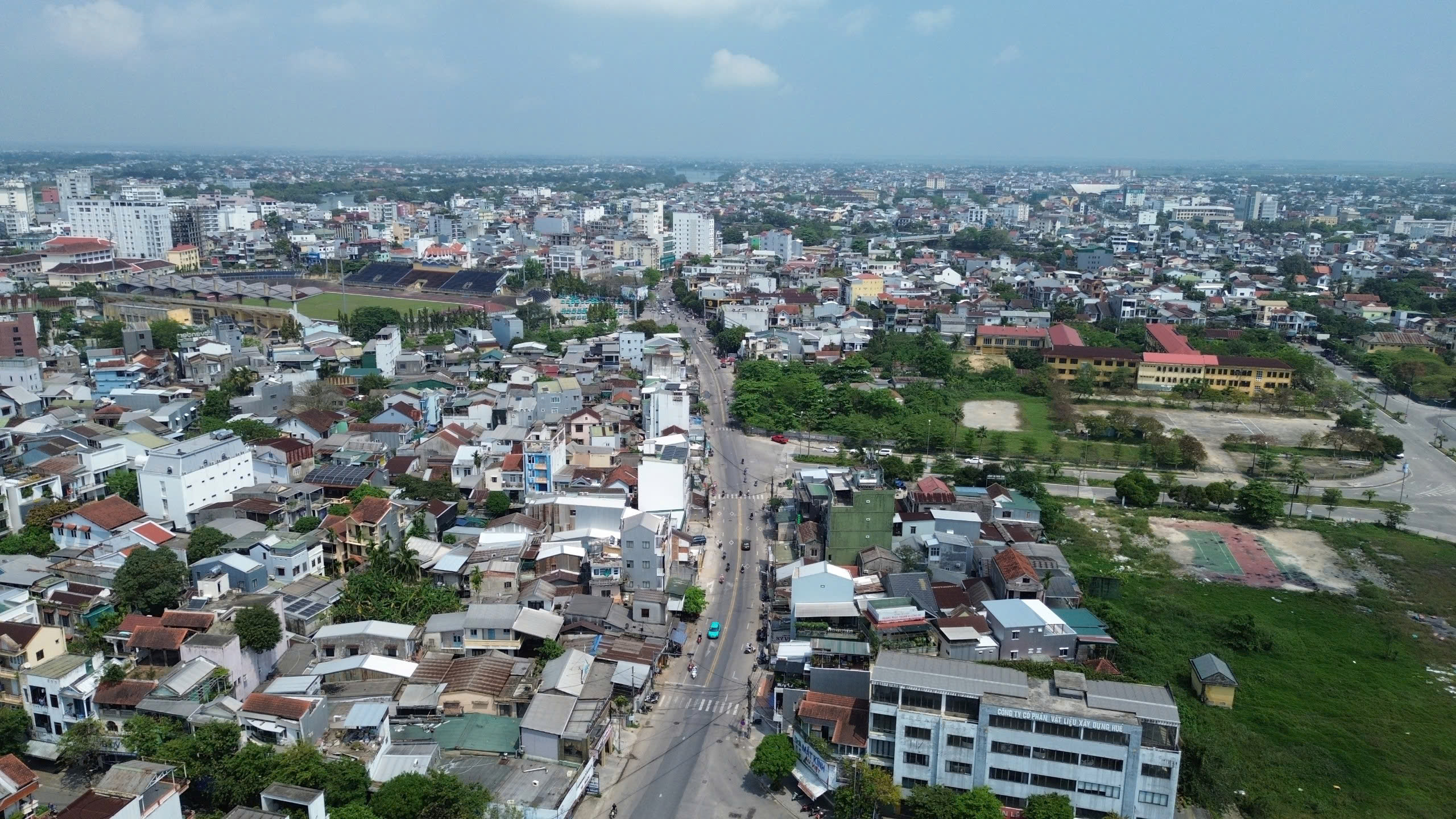 Nhà thầu chậm thi công dự án mở đường Bà Triệu TP Huế năm 2026 - Ảnh 1. Nhà thầu chậm thi công dự án mở đường Bà Triệu TP Huế năm 2026 - Ảnh 1.