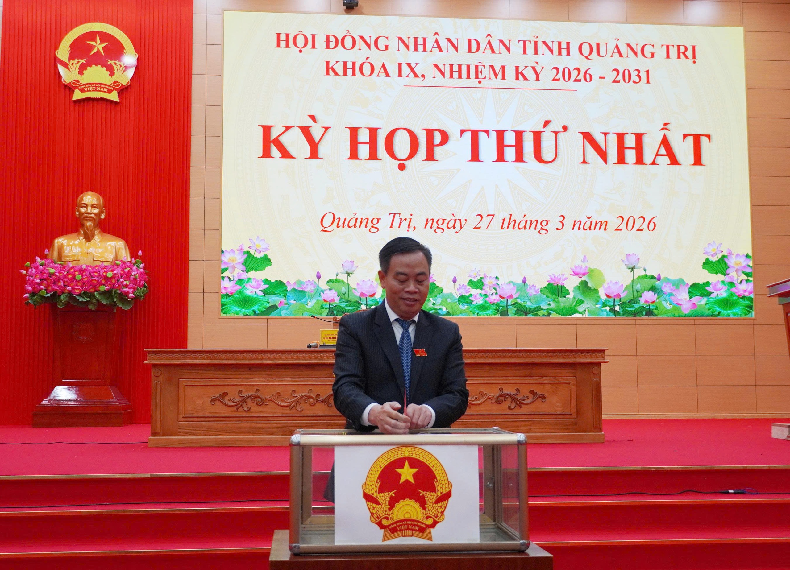 Ông Nguyễn Đăng Quang được bầu làm Chủ tịch HĐND tỉnh Quảng Trị với 100% phiếu - Ảnh 4.