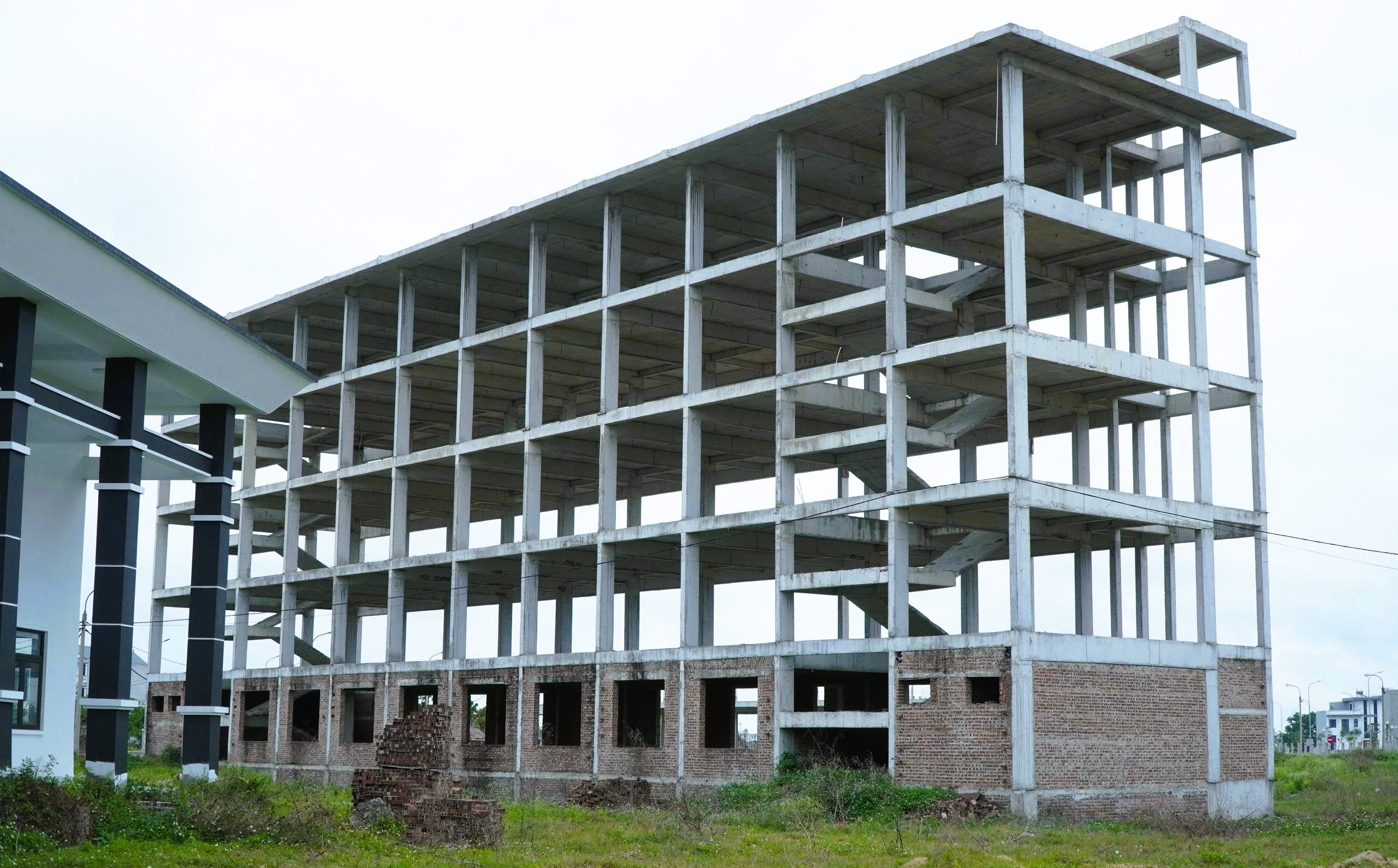 Dự án dạy nghề y tá, điều dưỡng quốc tế 670 tỉ đồng bỏ hoang suốt nhiều năm - Ảnh 3.