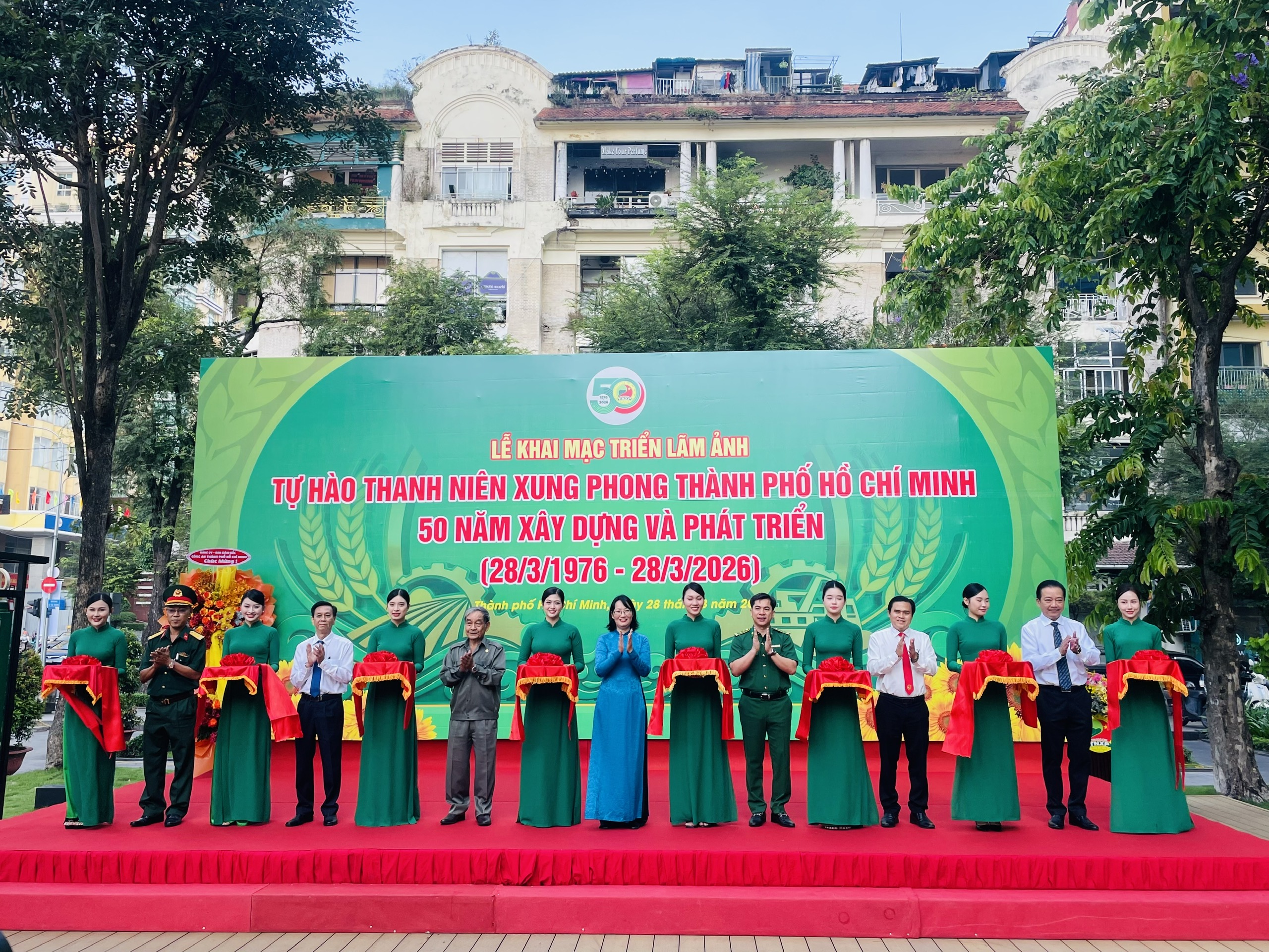 Khai mạc triển lãm ảnh