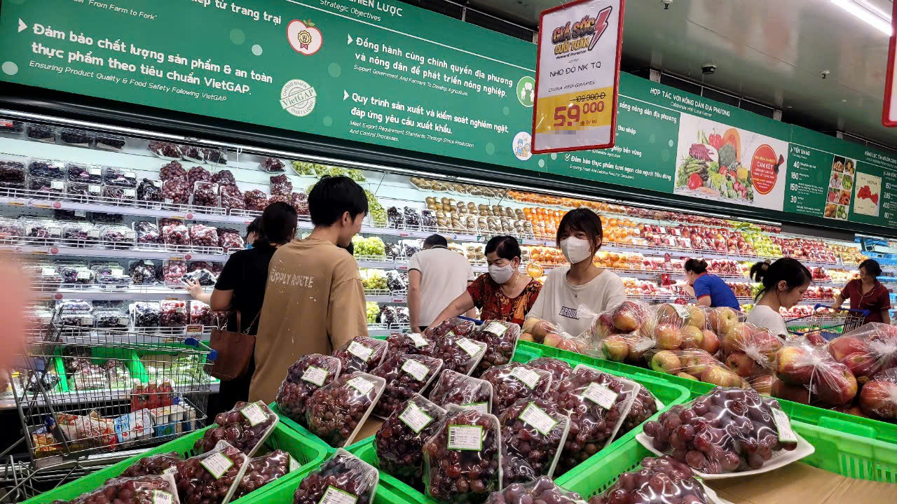 Việt Nam chi hàng trăm triệu USD nhập khẩu nho tươi Trung Quốc - Ảnh 3.
