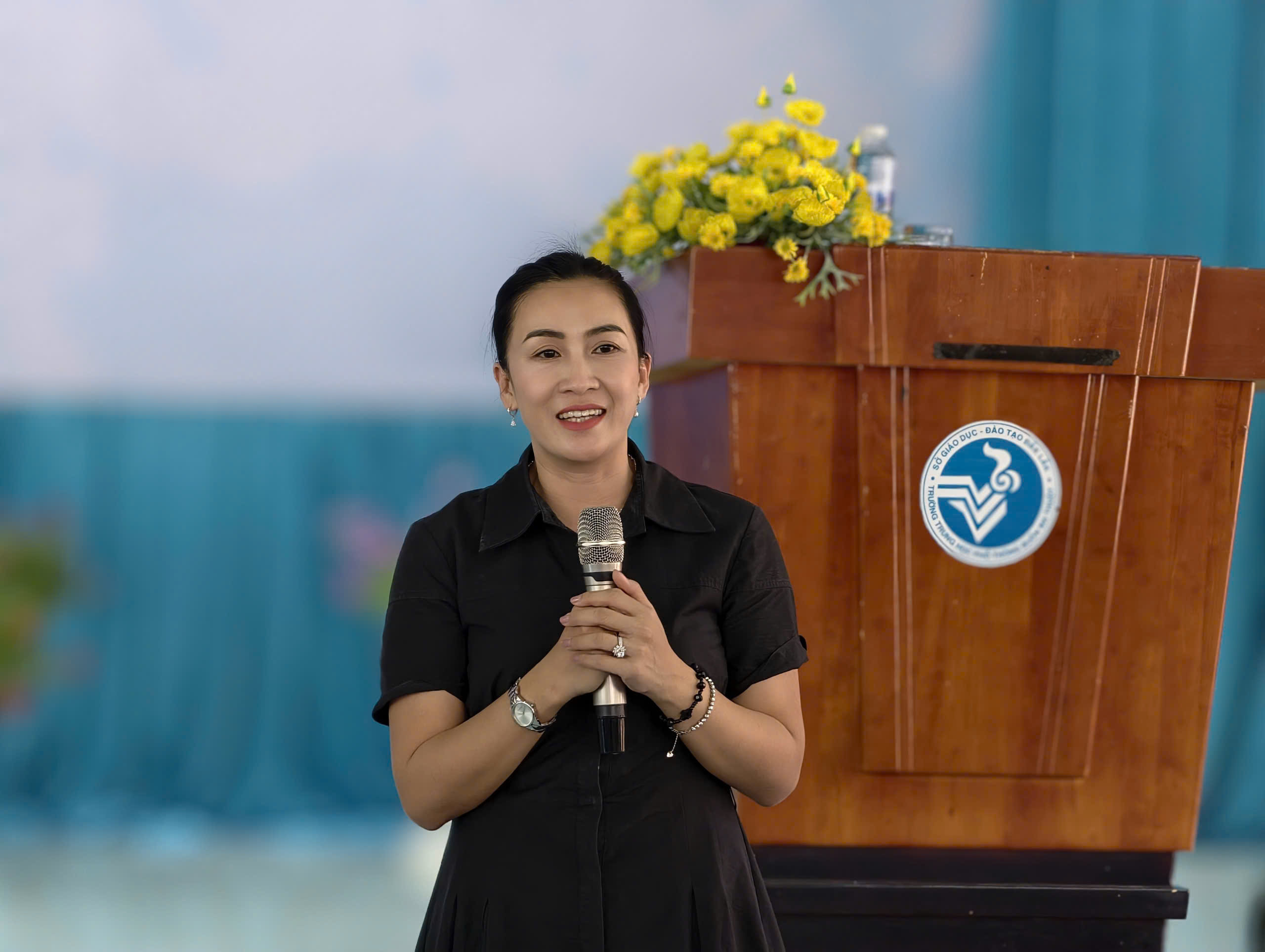 Đừng định nghĩa cuộc đời con qua một kỳ thi  - Ảnh 7.