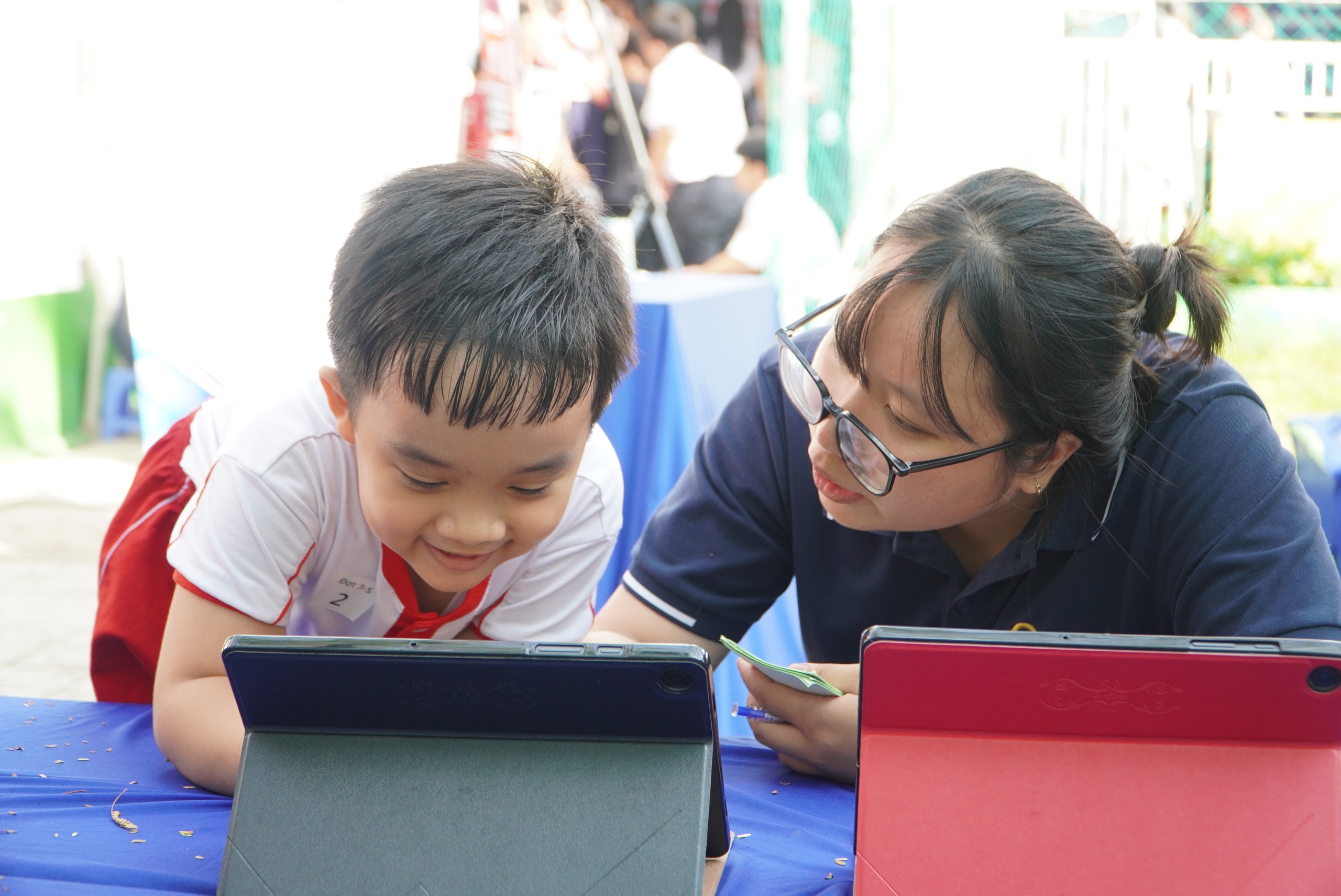 Ngày hội giúp phụ huynh chọn trường cho con tại phường Hòa Hưng, TPHCM - Ảnh 5.