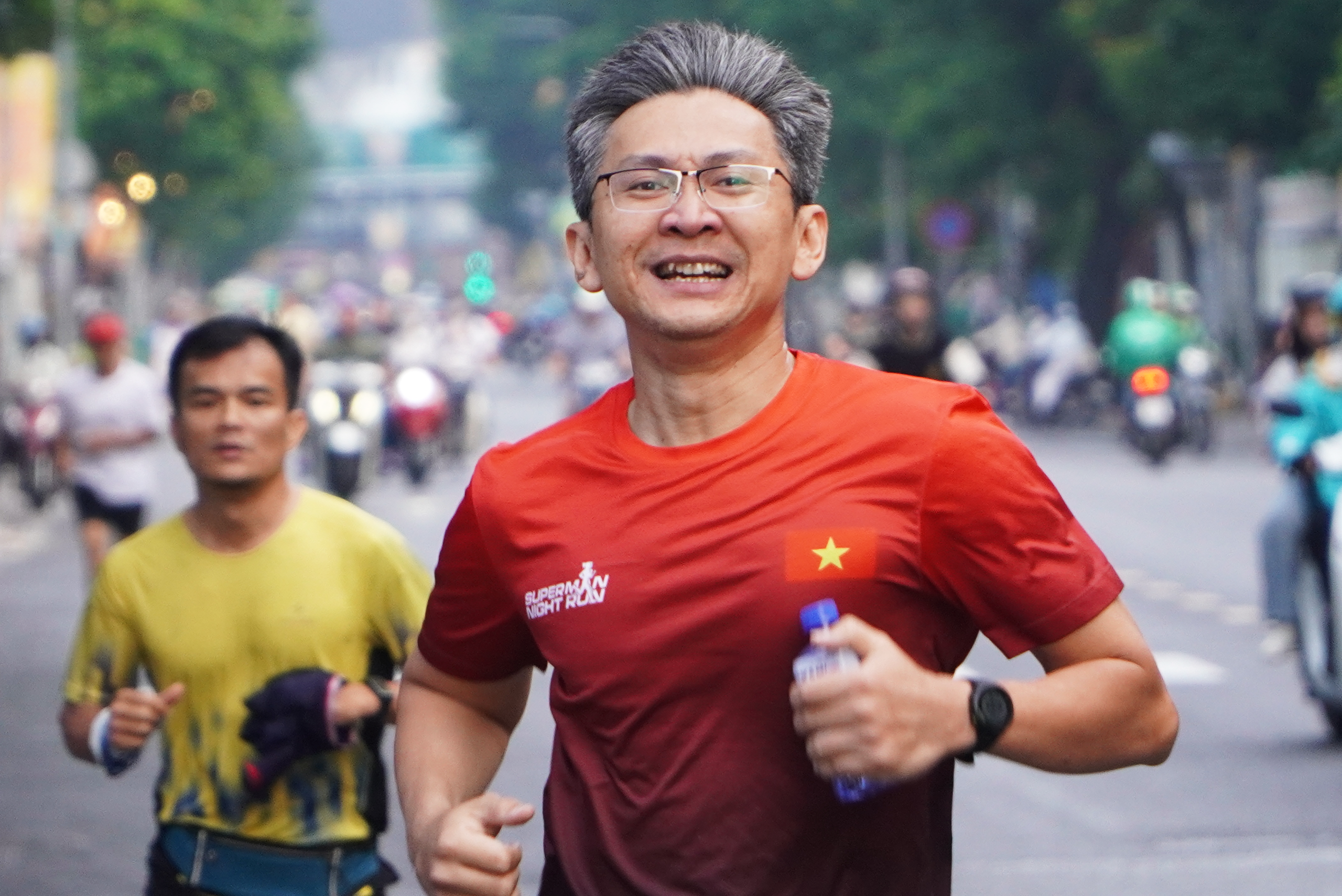 Hình ảnh bắt đầu ngày mới đầy ấn tượng ở phường Diên Hồng, TPHCM - Ảnh 10.