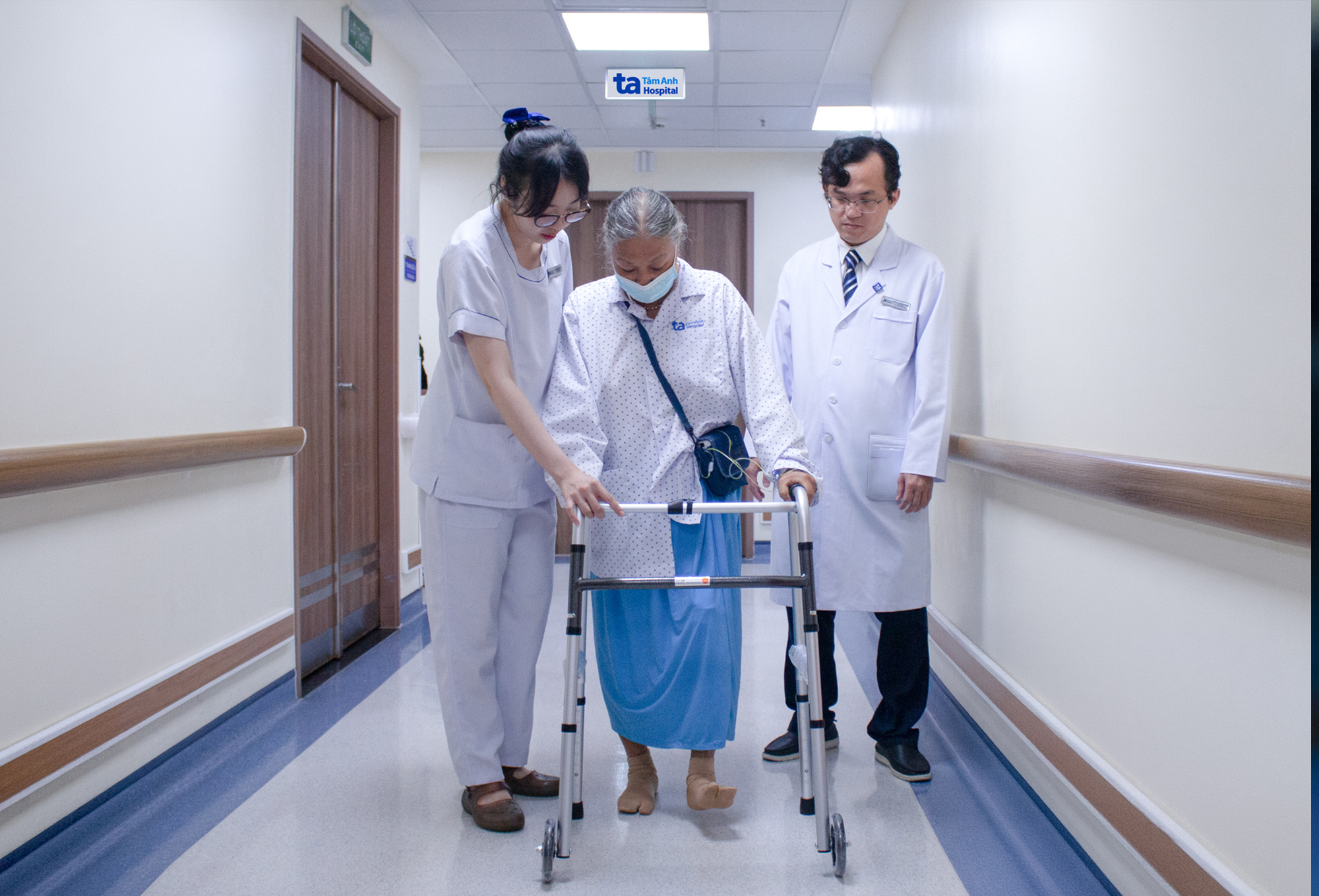 Robot AI thay khớp chuẩn xác đến 100% đầu tiên tại Việt Nam - Ảnh 3.