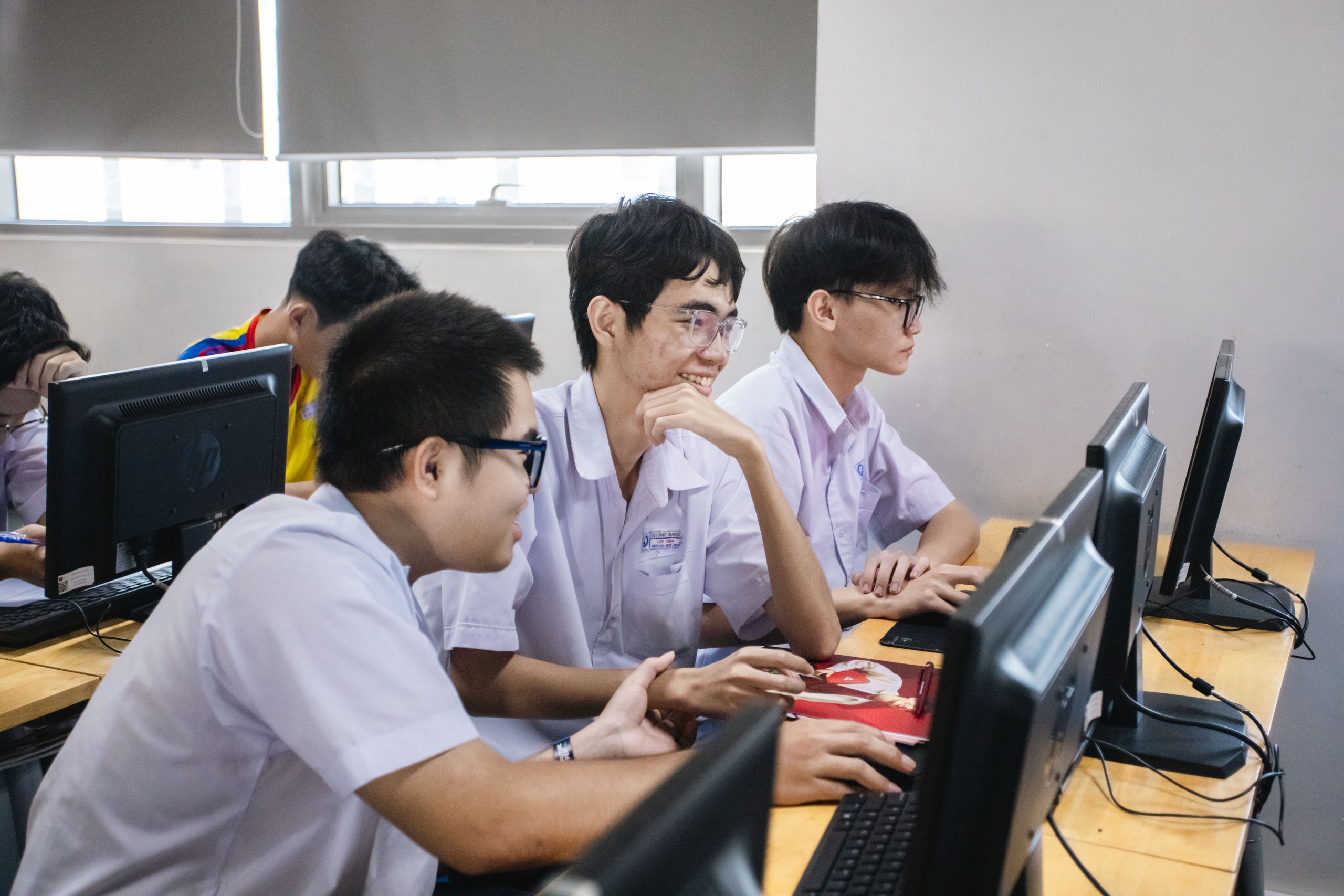 Học sinh THPT khám phá ngành học tại sự kiện trải nghiệm có quy mô "siêu khủng" - Ảnh 3.