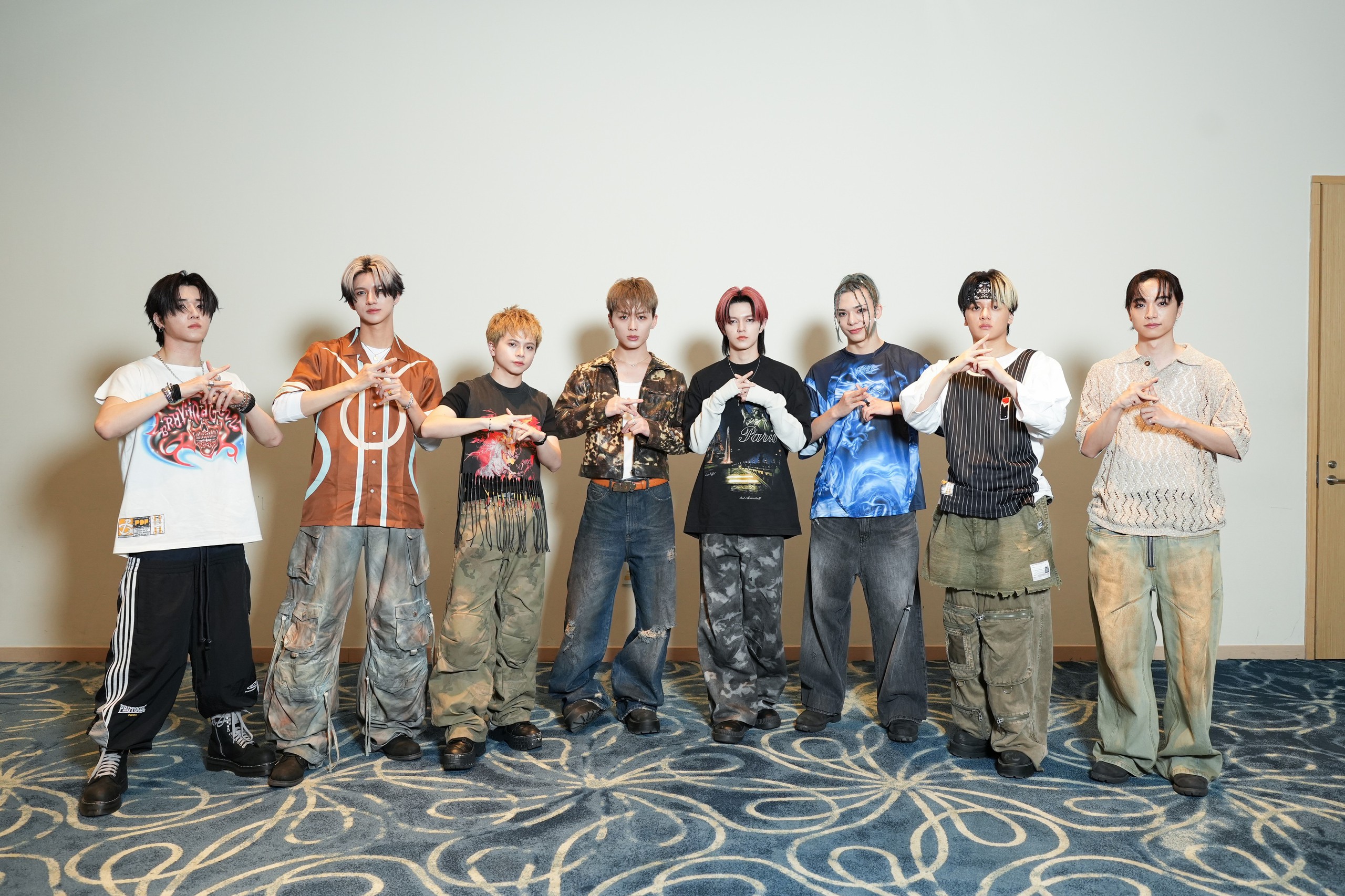 Nhóm nhạc Nhật Bản ONE OR EIGHT tại TPHCM: