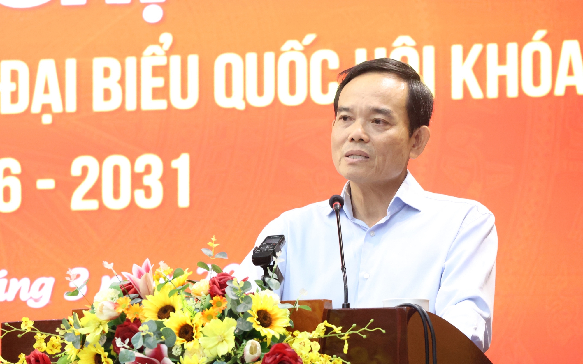 B&agrave; Văn Thị Bạch Tuyết cam kết gi&aacute;m s&aacute;t c&aacute;c dự &aacute;n hạ tầng chiến lược TPHCM - Ảnh 2.