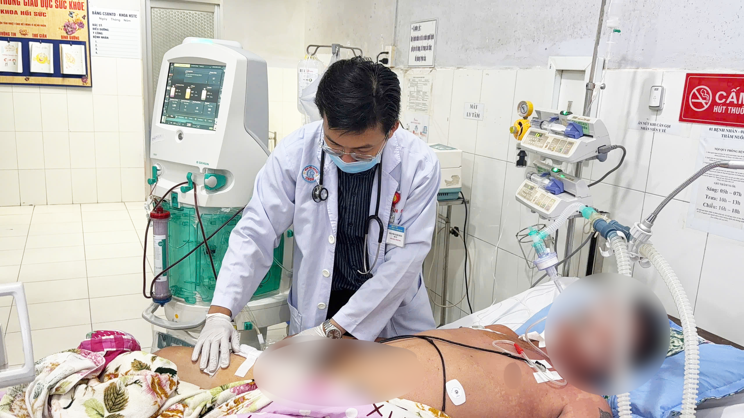 Cấp cứu thần tốc lọc máu cứu bệnh nhân ngay tại đảo - Ảnh 1.