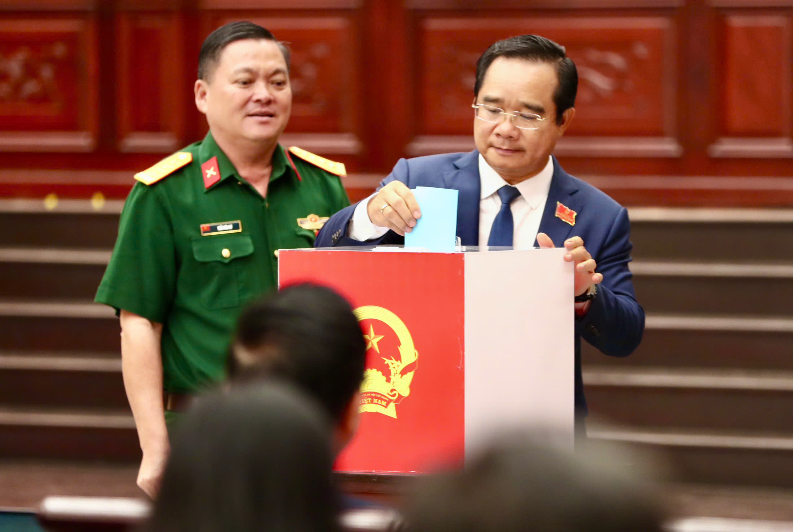 To&agrave;n cảnh kỳ họp thứ nhất HĐND TPHCM nhiệm kỳ 2026-2031 - Ảnh 14.