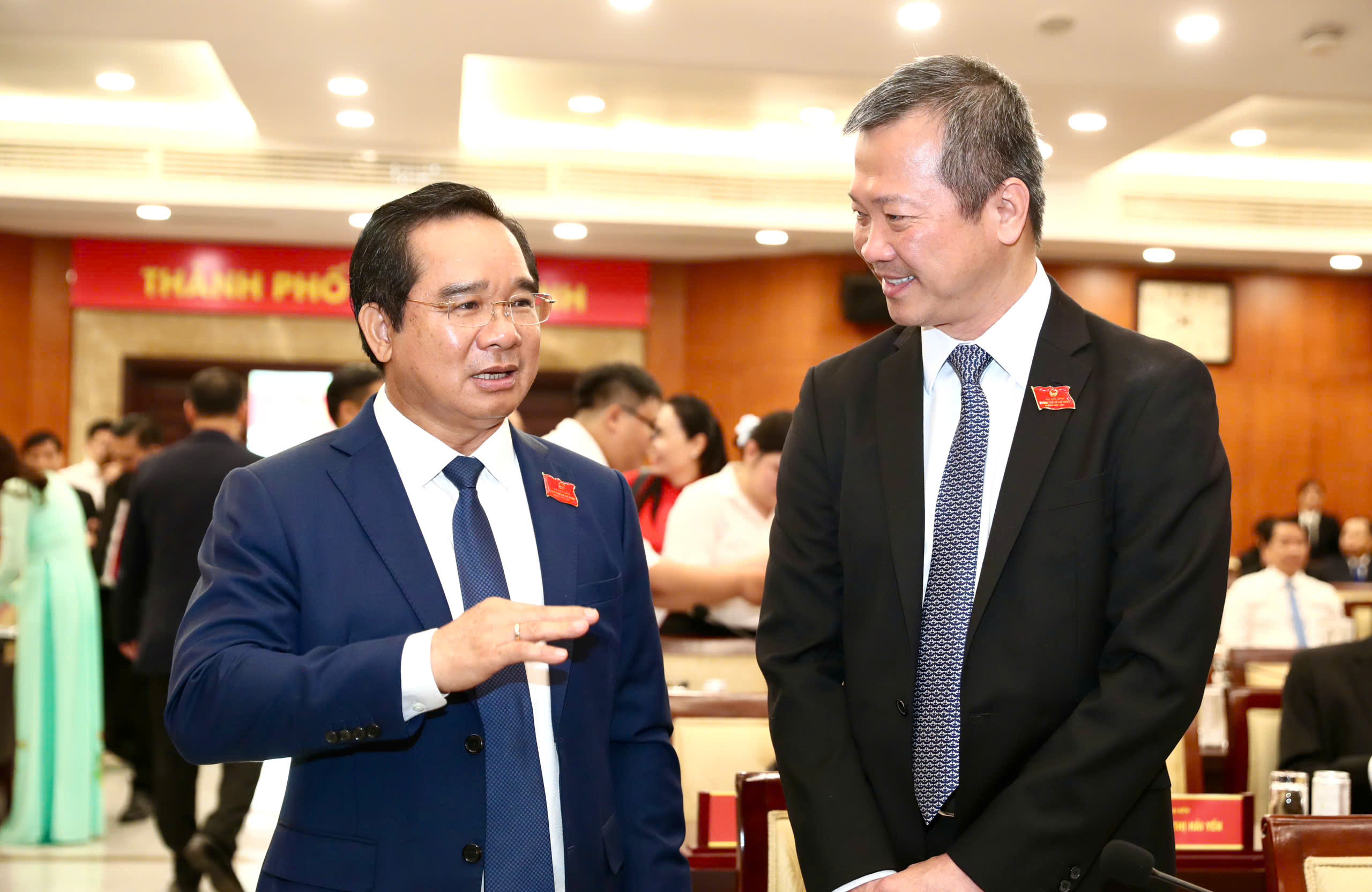 &Ocirc;ng Nguyễn Văn Được tiếp tục được bầu l&agrave;m Chủ tịch UBND TPHCM - Ảnh 2.