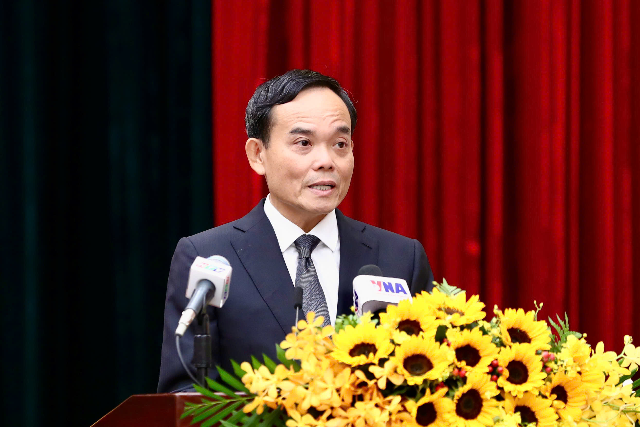 - Ảnh 2. - Ảnh 2.