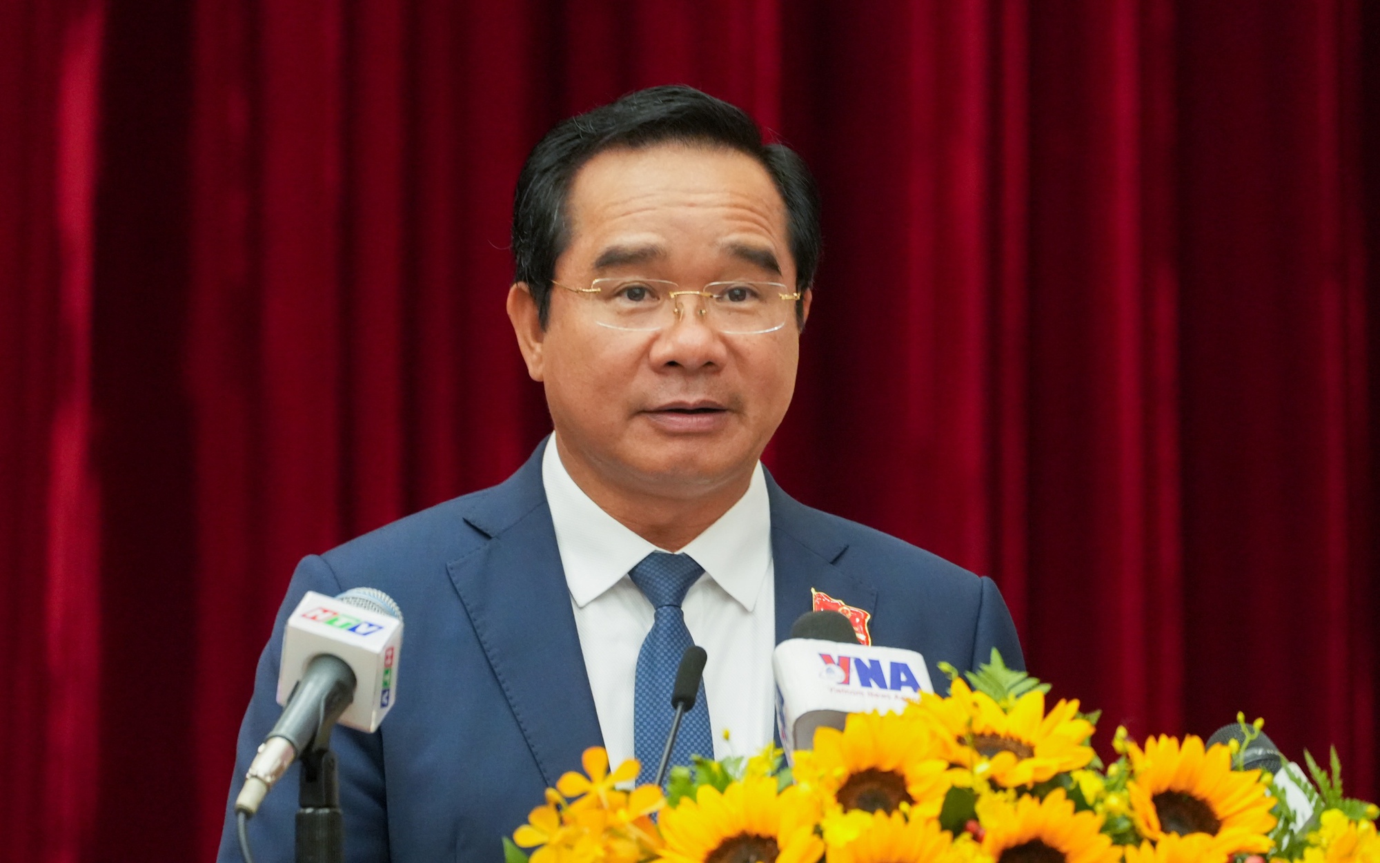 Chủ tịch UBND TPHCM th&ecirc;m nhiệm vụ  - Ảnh 2.