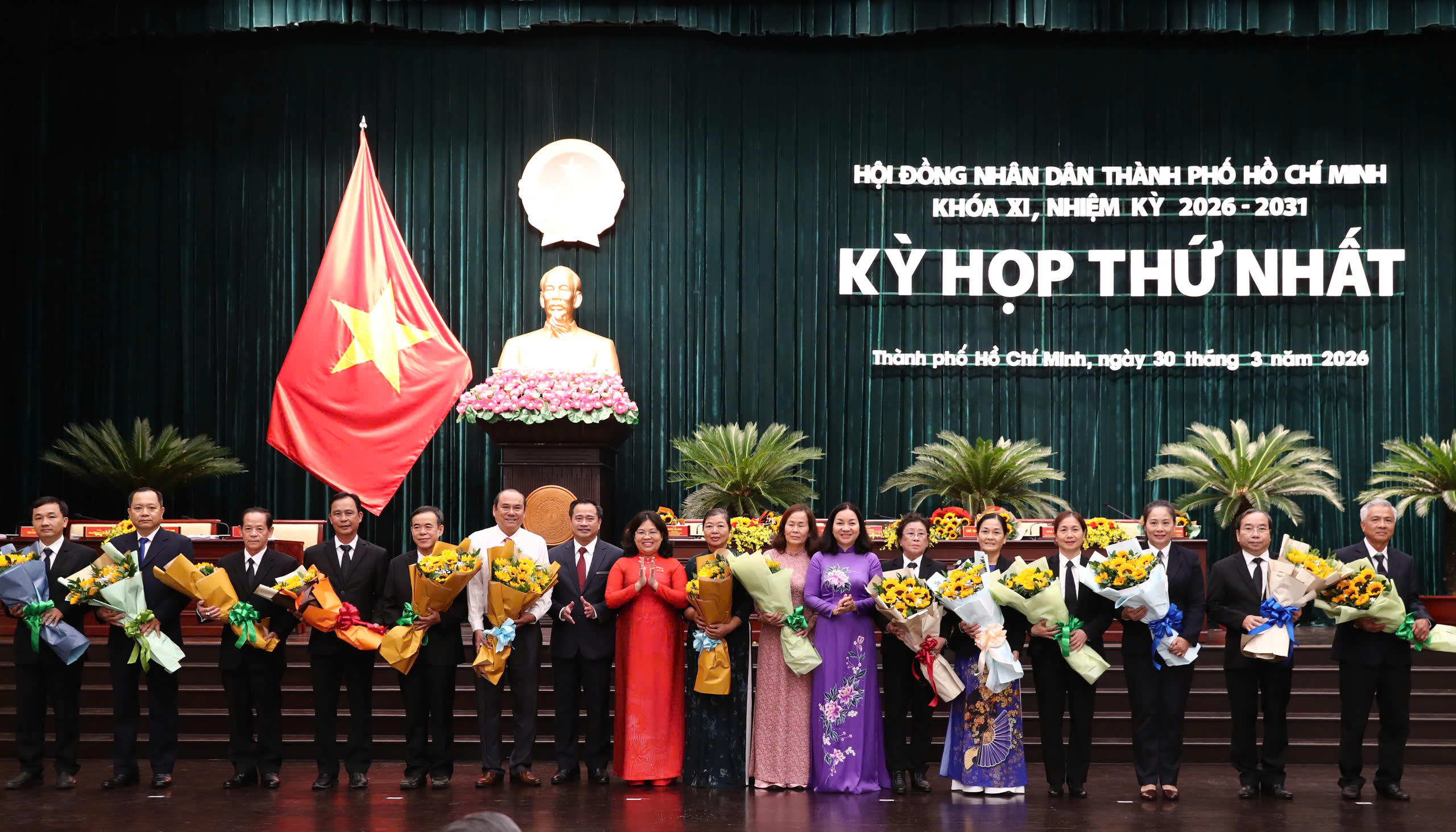 To&agrave;n cảnh kỳ họp thứ nhất HĐND TPHCM nhiệm kỳ 2026-2031 - Ảnh 8.