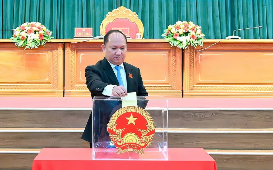 Tái đắc cử Chủ tịch Gia Lai, ông Phạm Anh Tuấn đặt mục tiêu tăng trưởng 2 con số - Ảnh 2. Tái đắc cử Chủ tịch Gia Lai, ông Phạm Anh Tuấn đặt mục tiêu tăng trưởng 2 con số - Ảnh 2.