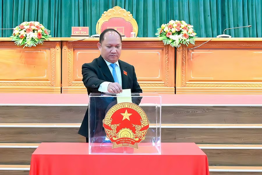 Ông Rah Lan Chung tái đắc cử Chủ tịch HĐND tỉnh Gia Lai - Ảnh 1.