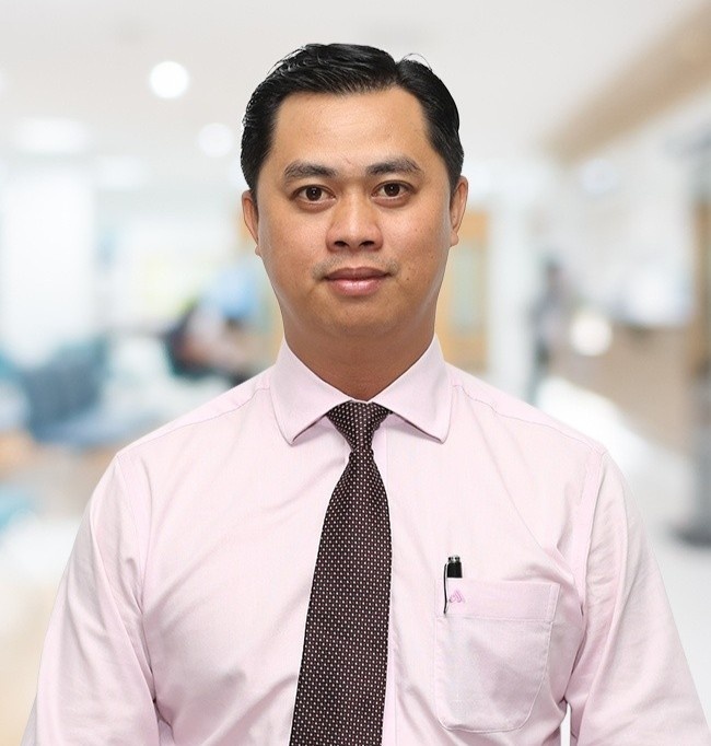 Trưởng ph&ograve;ng một bệnh viện TPHCM được bổ nhiệm Gi&aacute;m đốc trạm y tế phường Xu&acirc;n H&ograve;a - Ảnh 1.