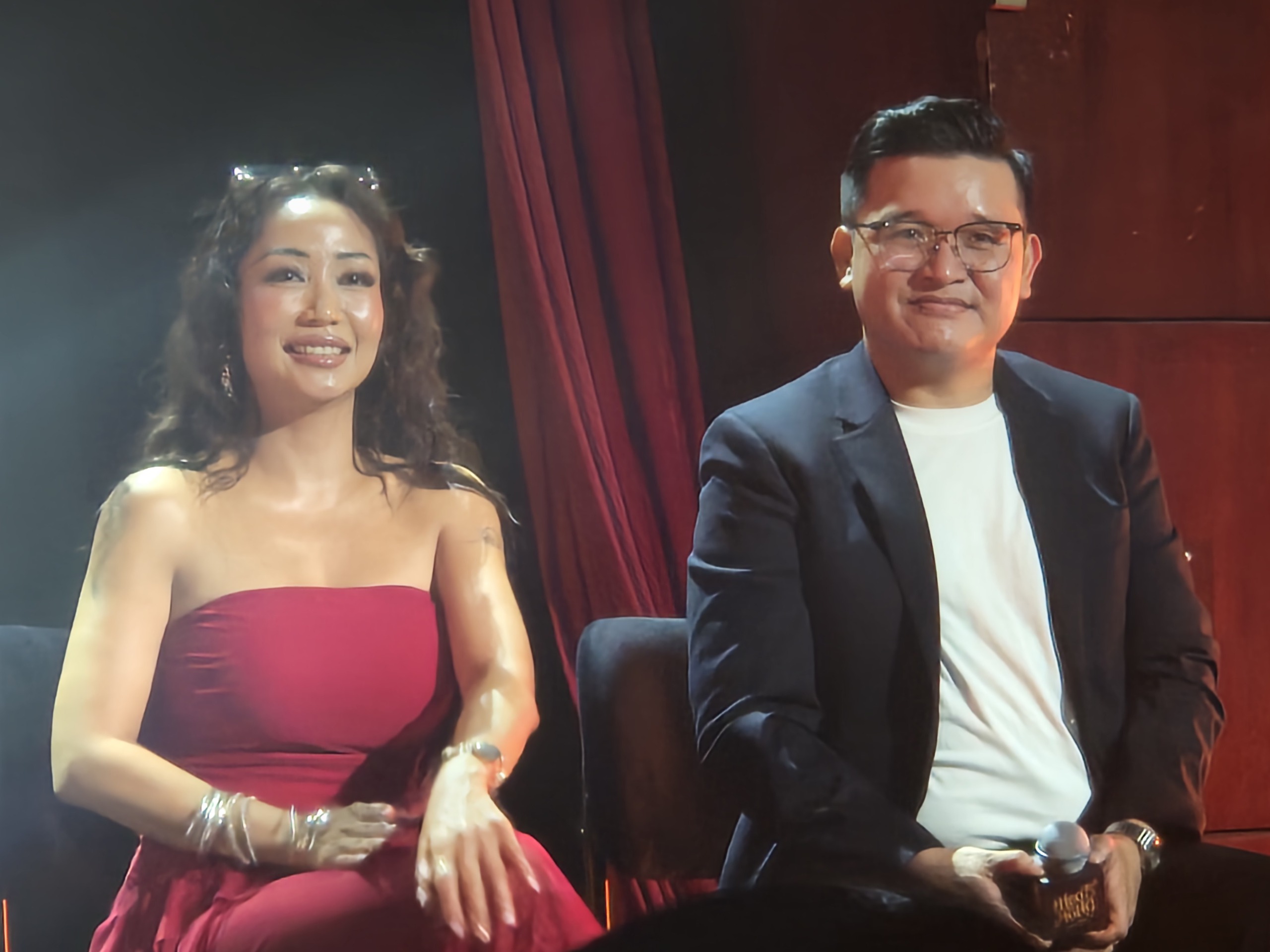 Ốc Thanh Vân khen ngợi 