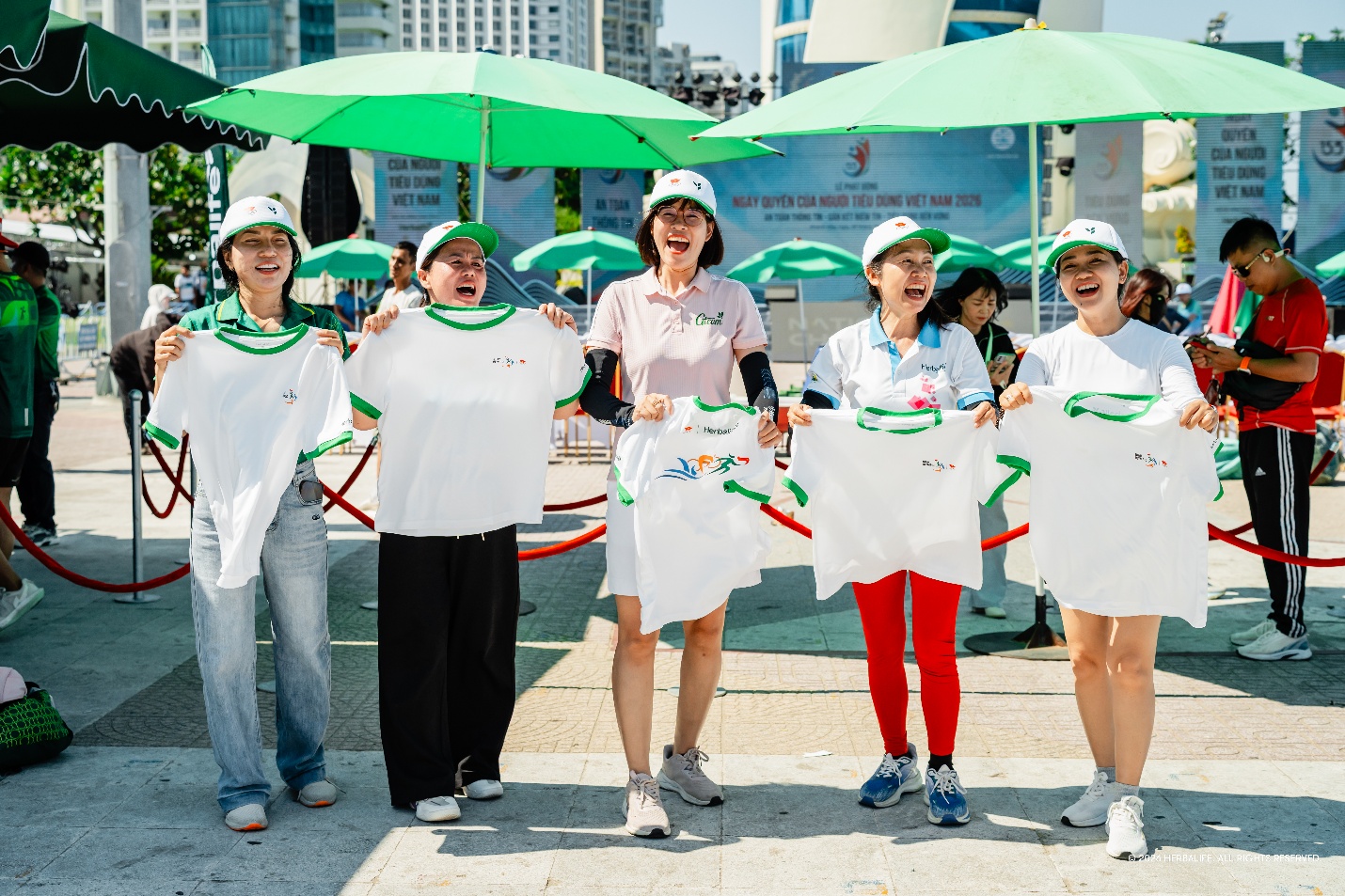 Herbalife đồng h&agrave;nh Ng&agrave;y Quyền người ti&ecirc;u d&ugrave;ng v&agrave; Marathon Tiền Phong 2026 - Ảnh 2.