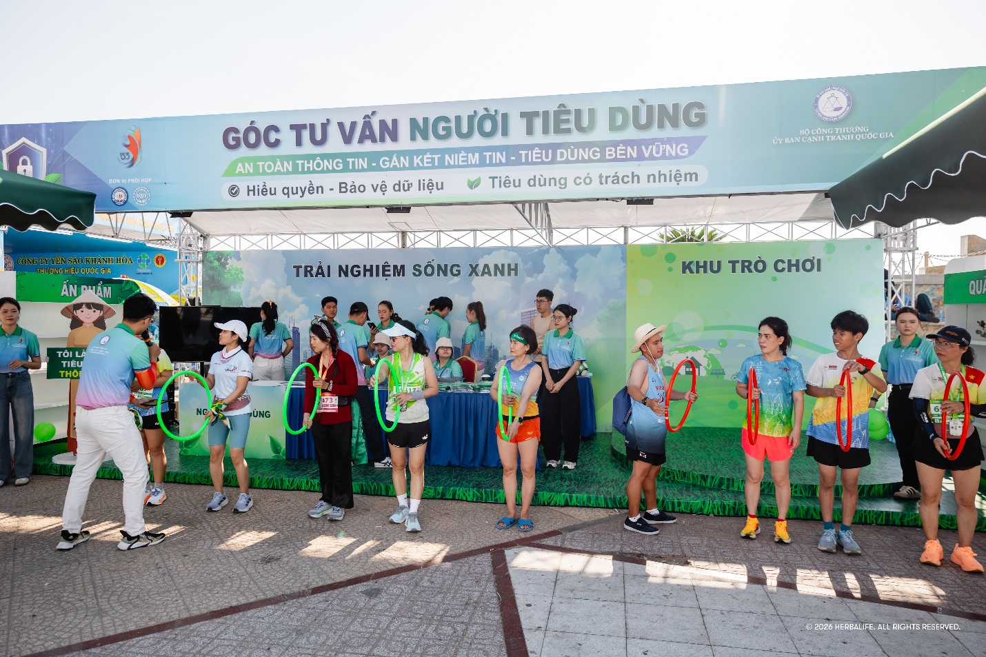 Herbalife đồng h&agrave;nh Ng&agrave;y Quyền người ti&ecirc;u d&ugrave;ng v&agrave; Marathon Tiền Phong 2026 - Ảnh 3.
