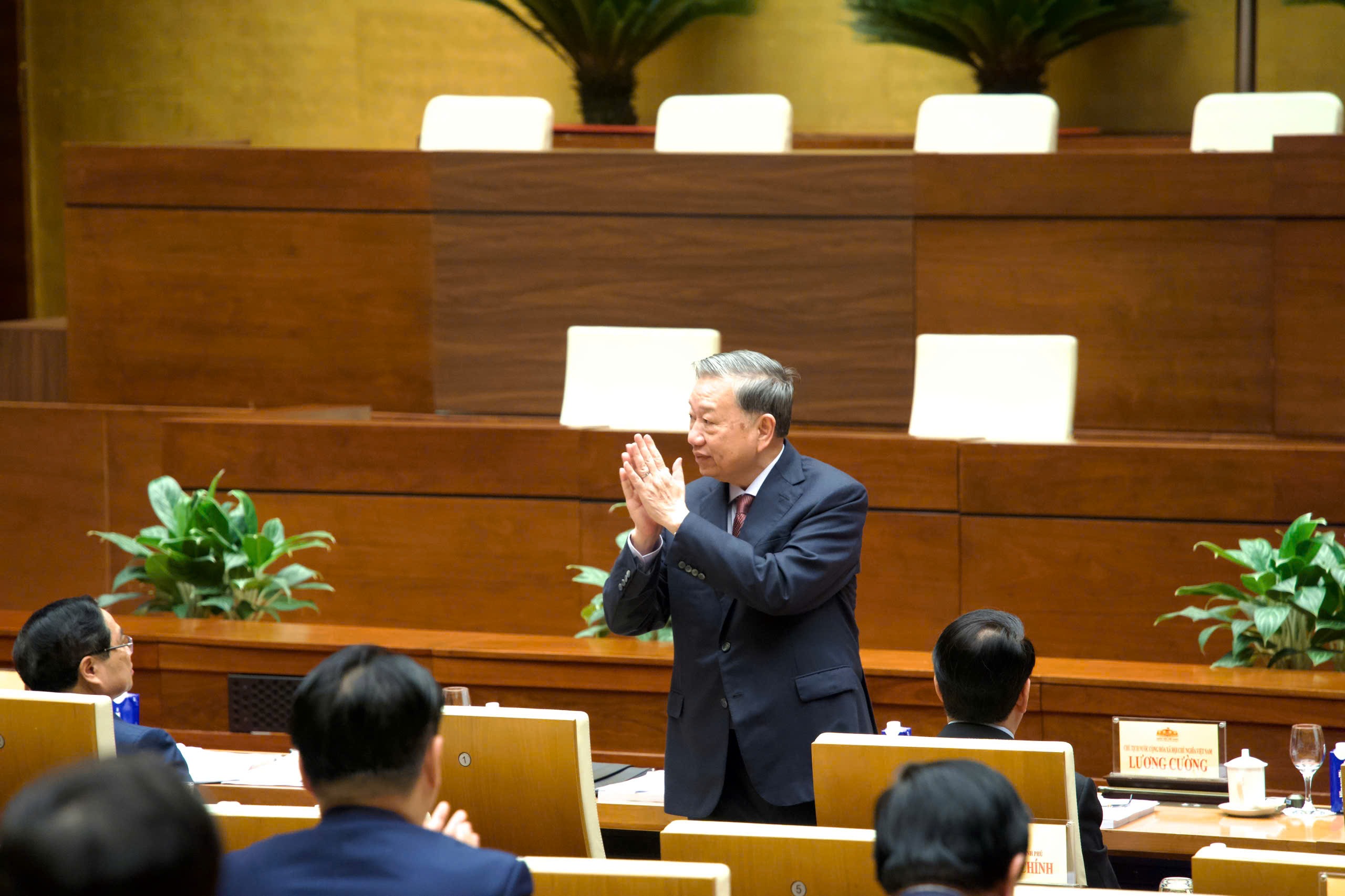 Tổng Bí thư Tô Lâm dự Hội nghị toàn quốc tổng kết công tác bầu cử ĐBQH và đại biểu HĐND các cấp - Ảnh 1.