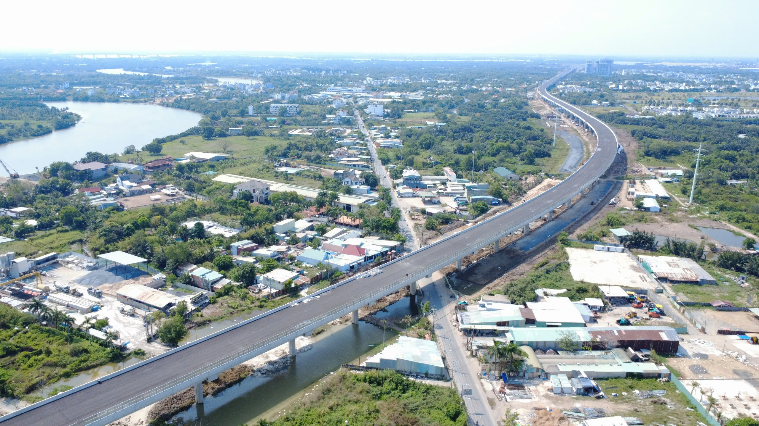 To&agrave;n cảnh c&ocirc;ng trường V&agrave;nh đai 3 TPHCM qua B&igrave;nh Dương năm 2026 - Ảnh 10.