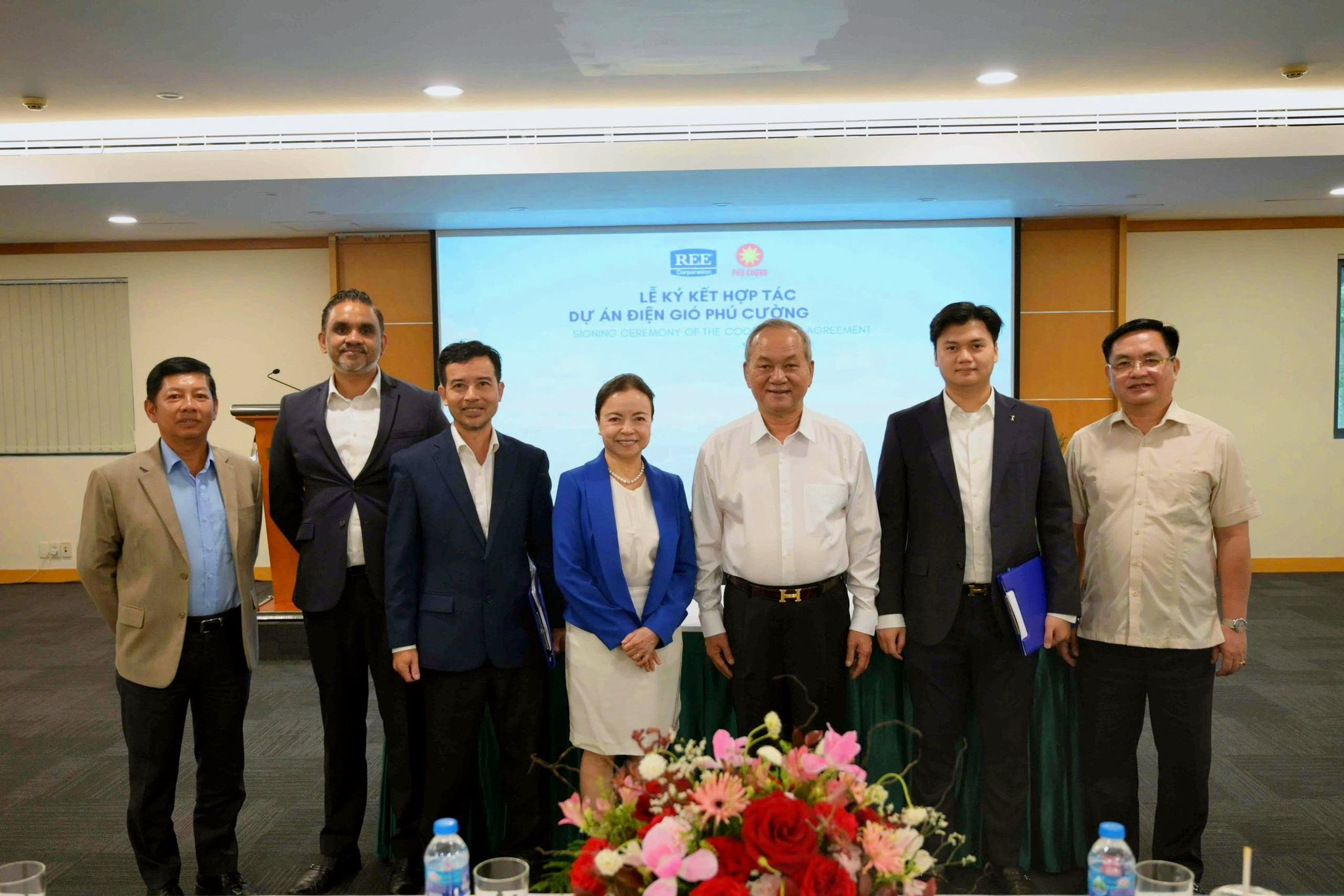 - Ảnh 1. - Ảnh 1.