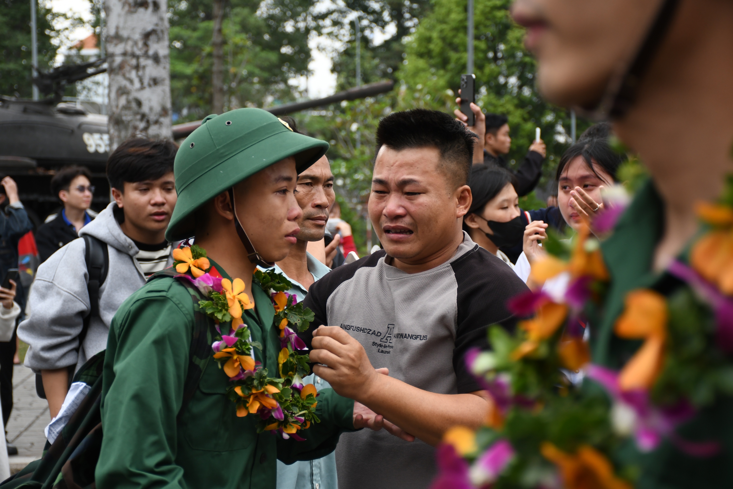 Xúc động lễ giao nhận Quân thanh niên Đồng Nai lên đường nhập ngũ năm 2026 - Ảnh 17. Xúc động lễ giao nhận Quân thanh niên Đồng Nai lên đường nhập ngũ năm 2026 - Ảnh 17.