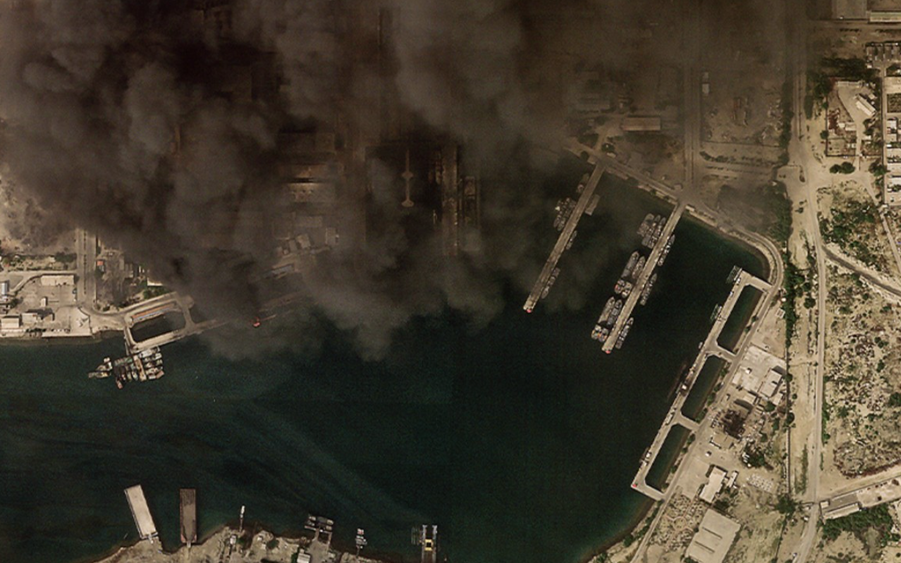 Sri Lanka vớt 87 thi thể từ t&agrave;u chiến Iran bị t&agrave;u ngầm Mỹ đ&aacute;nh ch&igrave;m - Ảnh 2.