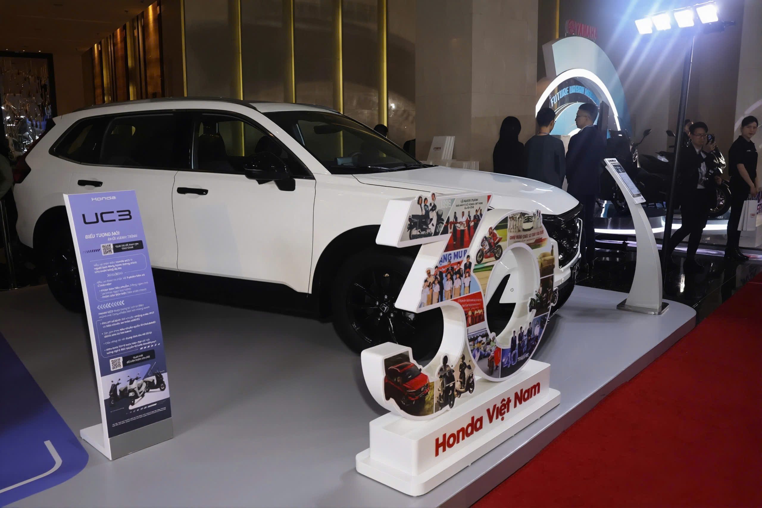 Lễ kỷ niệm 66 năm Ng&agrave;y sinh Nhật ho&agrave;ng: Thắt chặt quan hệ Việt - Nhật - Ảnh 6.