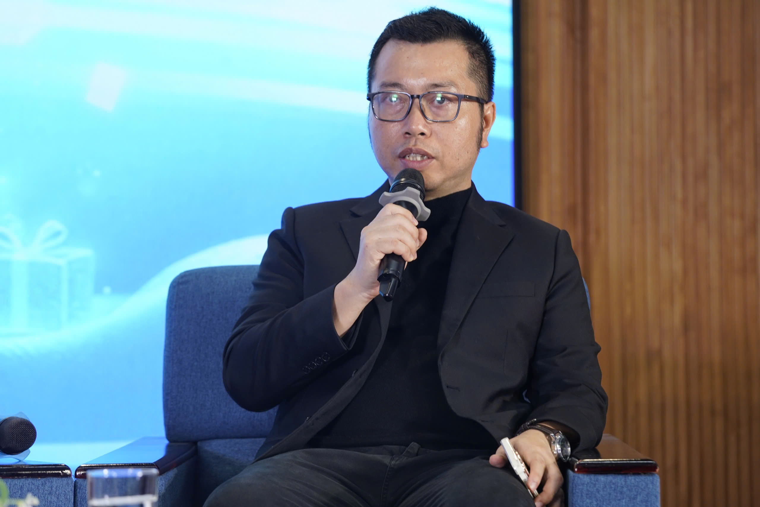 Thương mại điện tử Việt Nam 2026: Sàn tăng phí , Người tiêu dùng chịu thiệt - Ảnh 2. Thương mại điện tử Việt Nam 2026: Sàn tăng phí , Người tiêu dùng chịu thiệt - Ảnh 2.